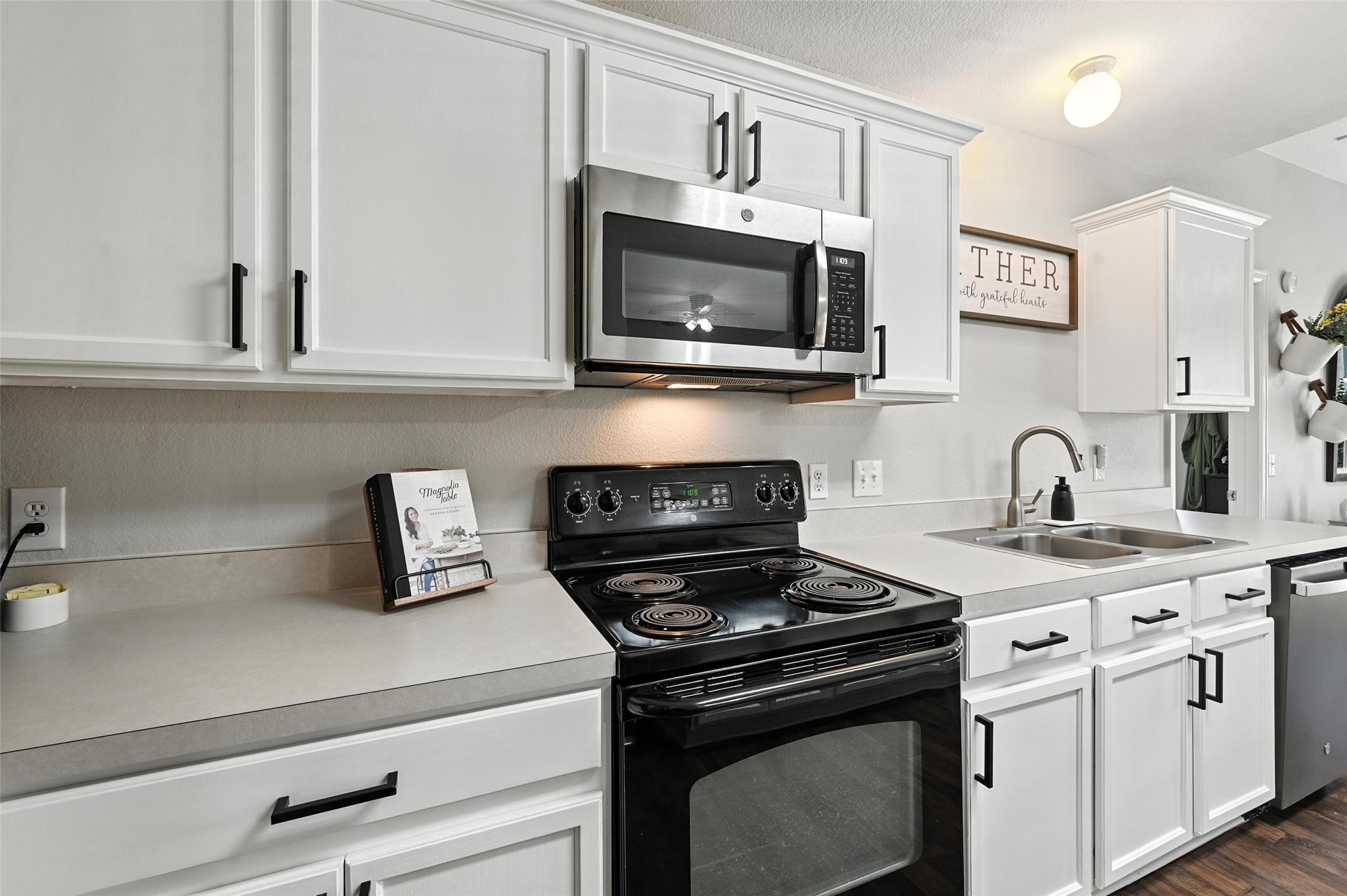 726 Quail Hollow Drive