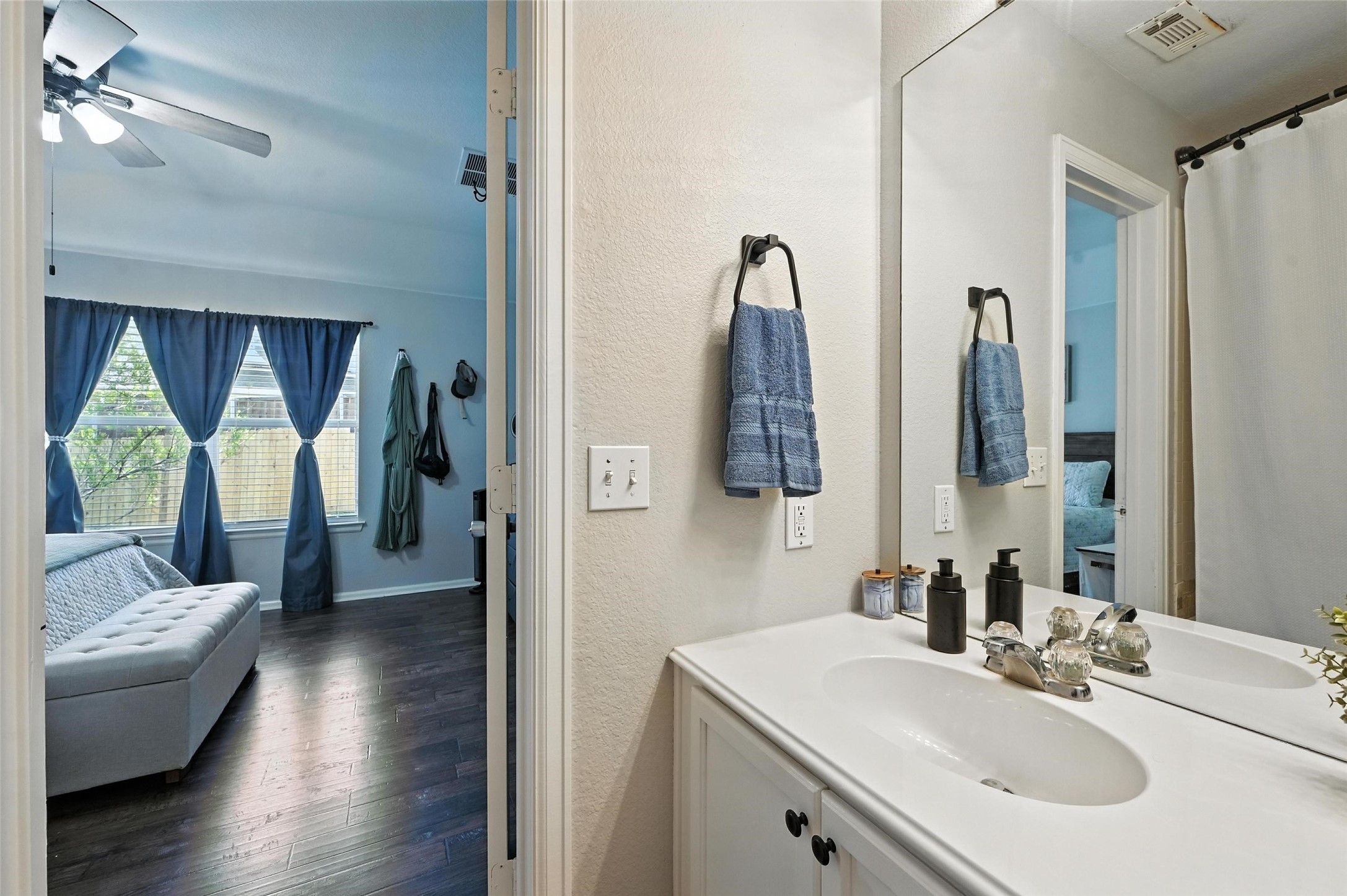 726 Quail Hollow Drive