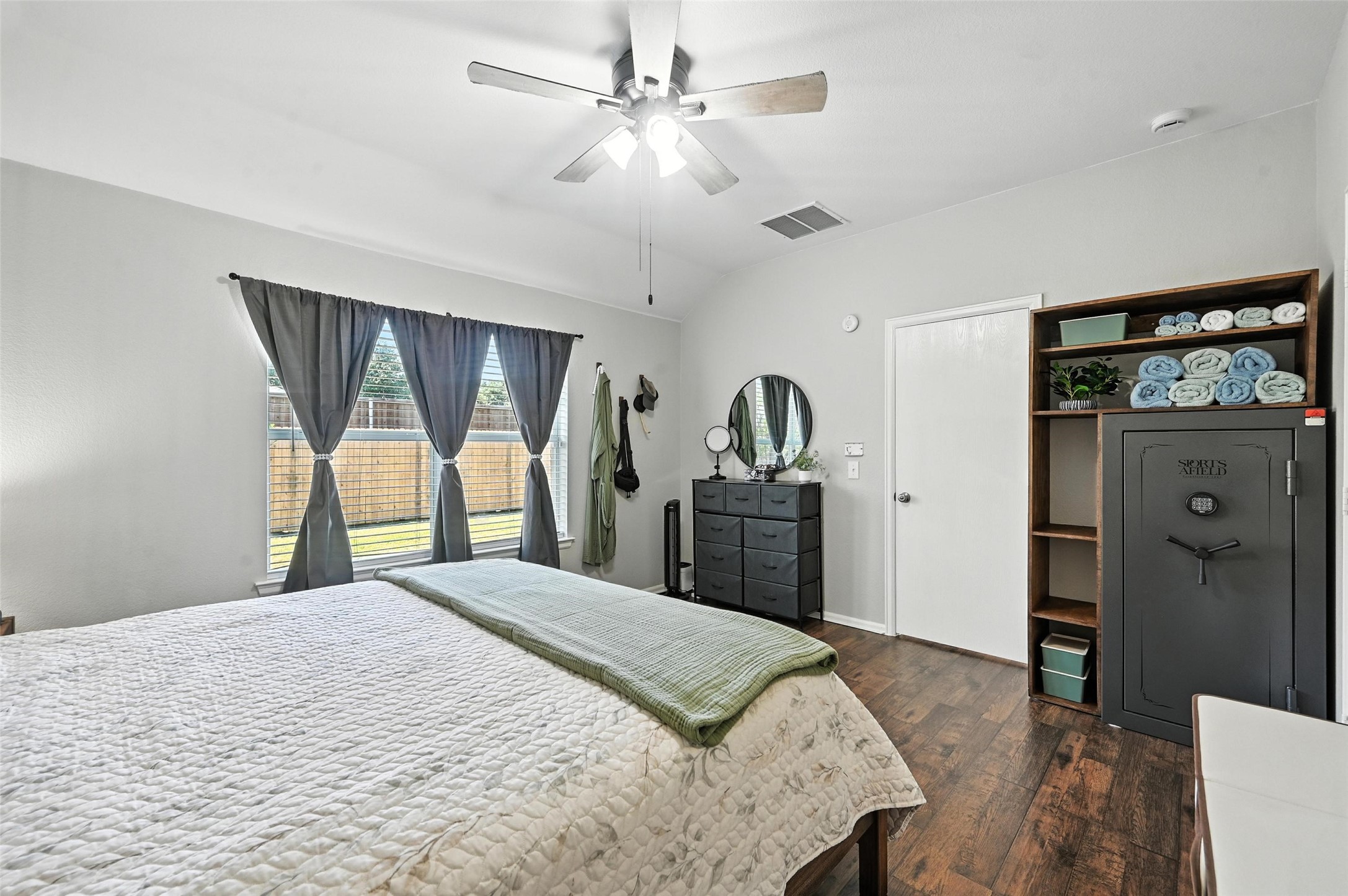 726 Quail Hollow Drive