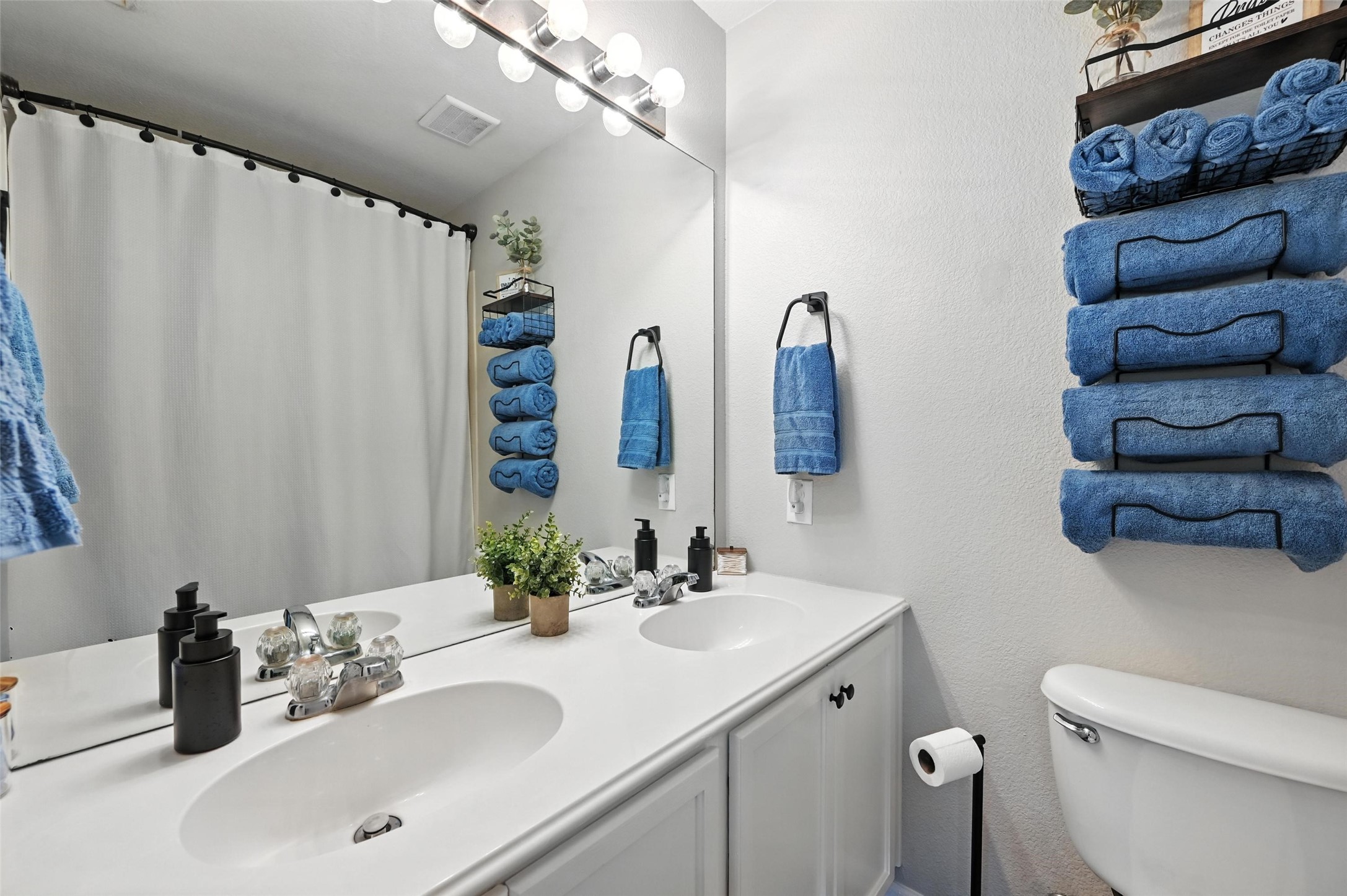 726 Quail Hollow Drive