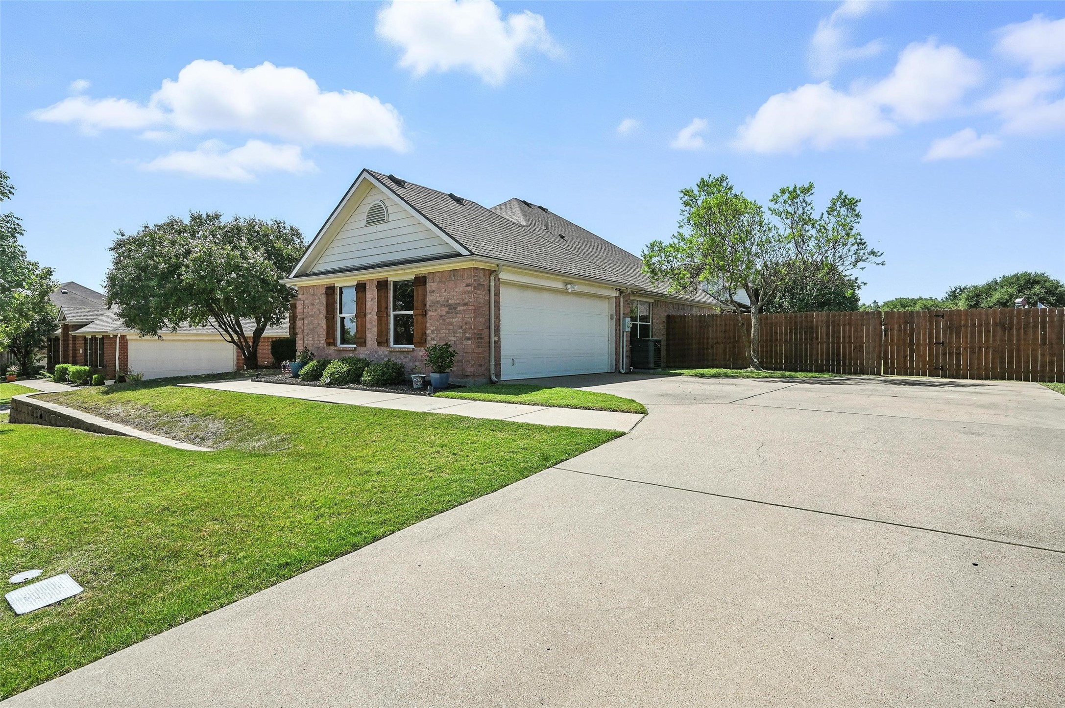 726 Quail Hollow Drive