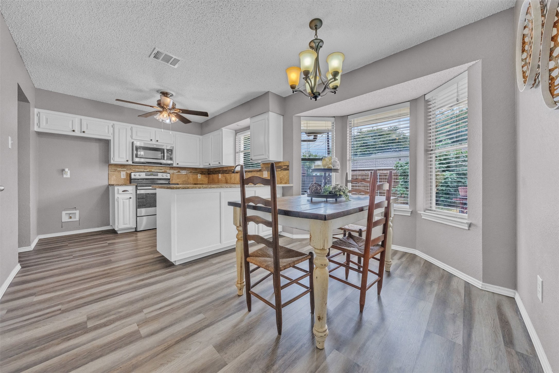 632 Meadow Lane
