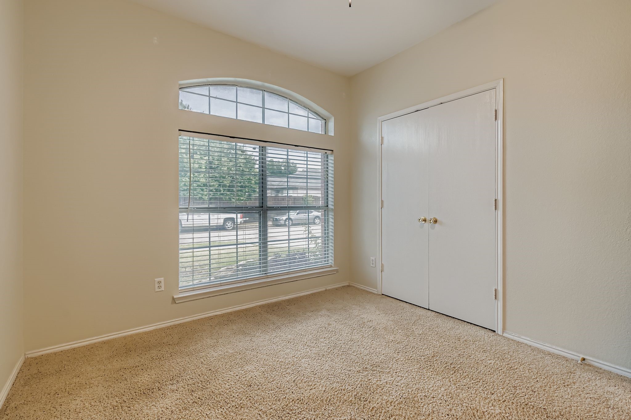 13441 Ponderosa Ranch Road