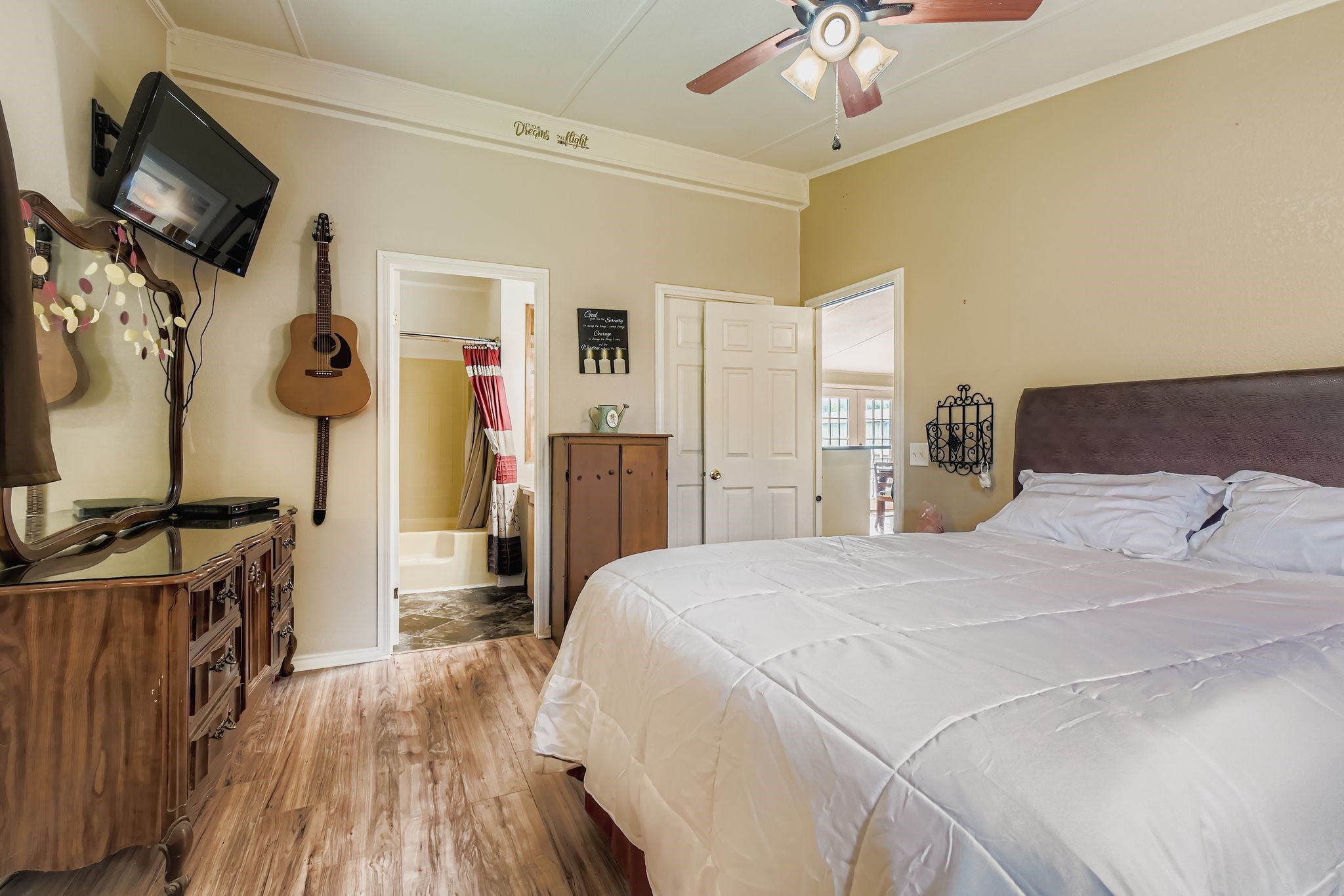 9016 County Road 513