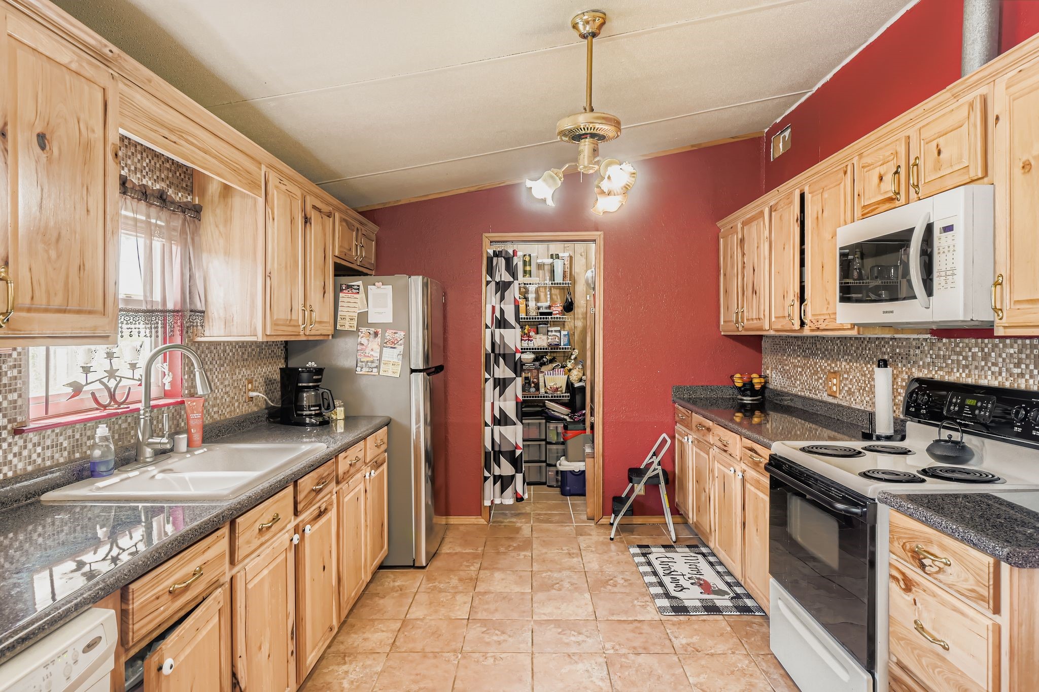 9016 County Road 513