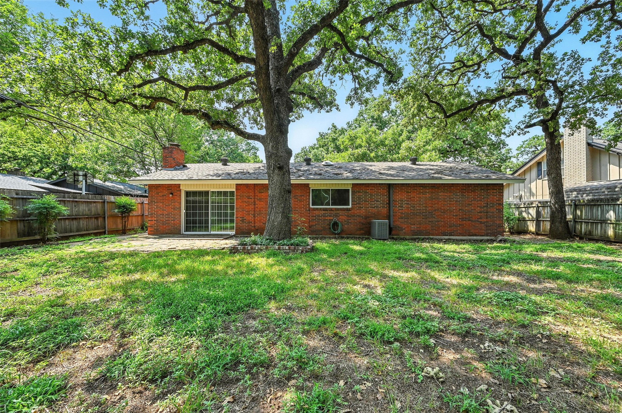 2805 Blackwood Drive