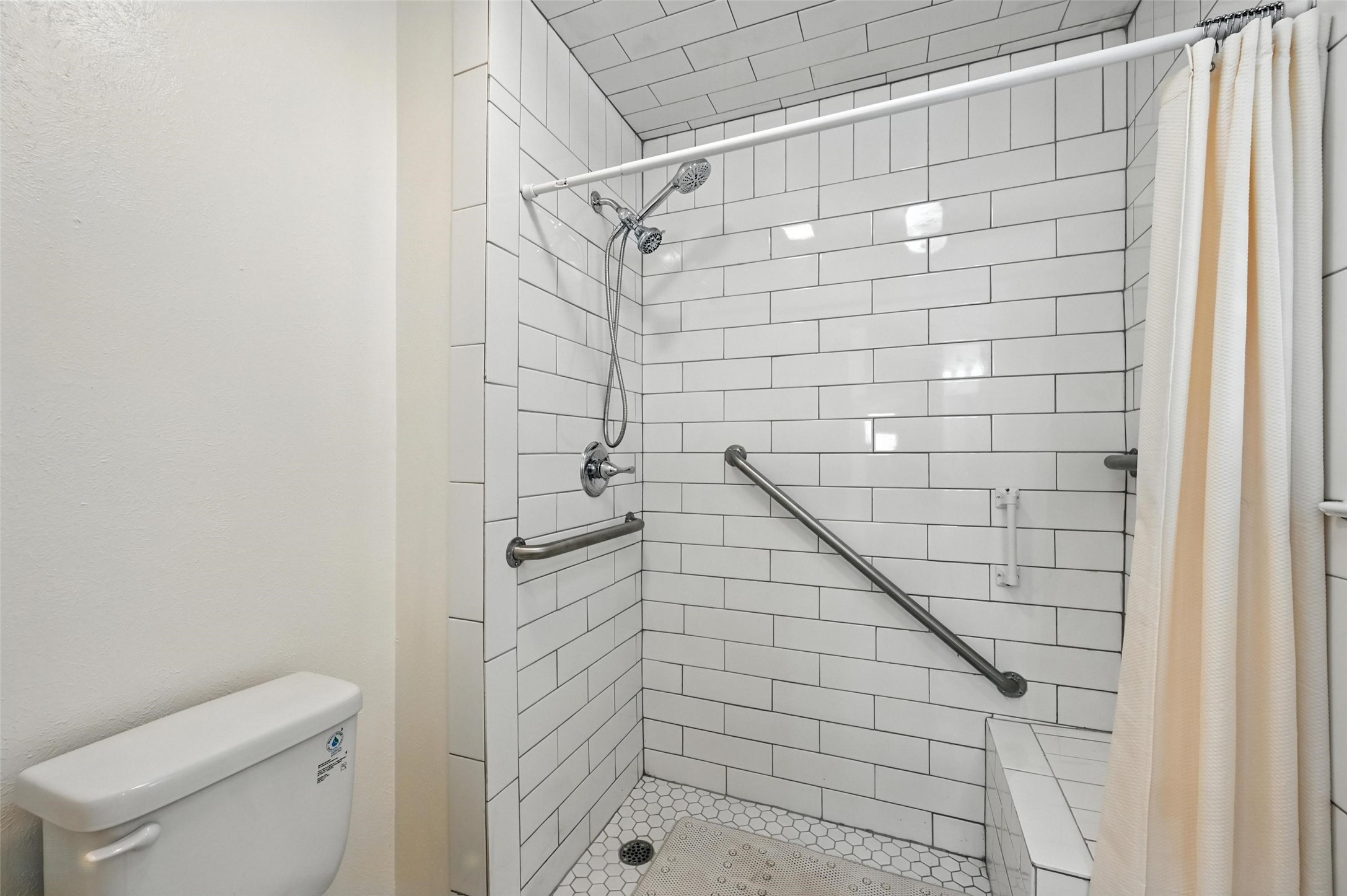 2805 Blackwood Drive