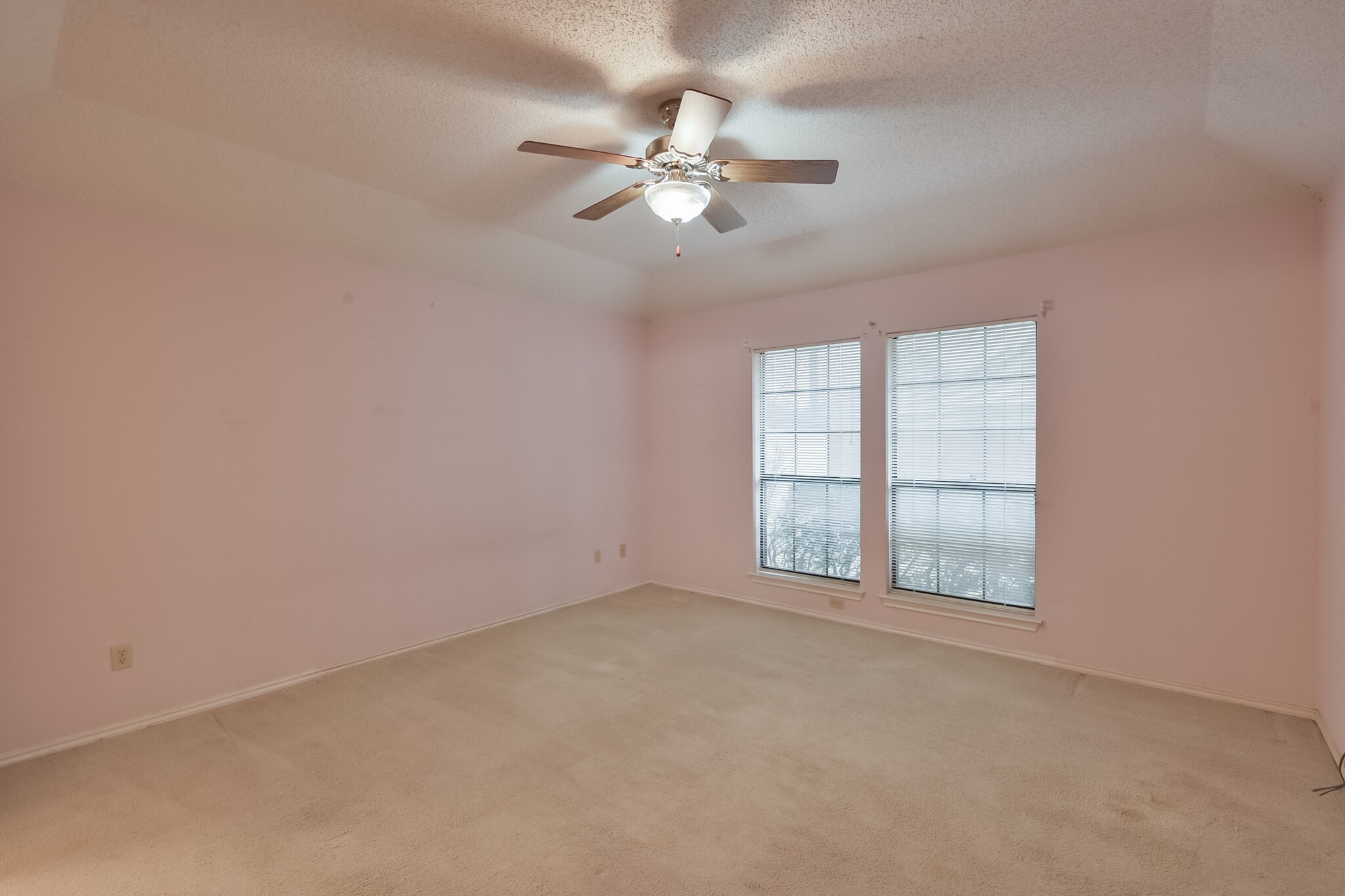 1 Hastings Court