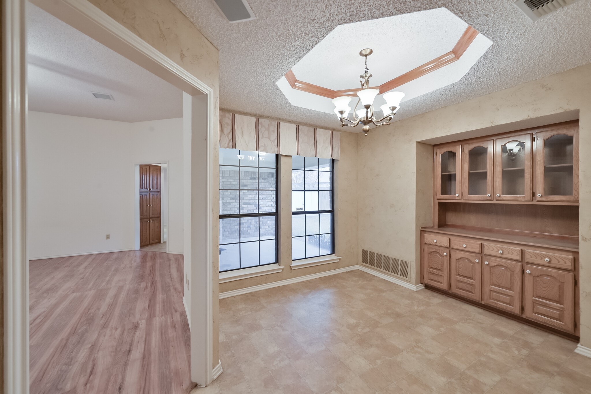 1 Hastings Court