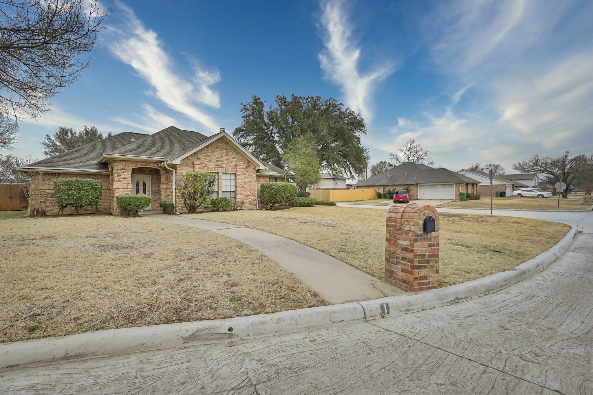1 Hastings Court