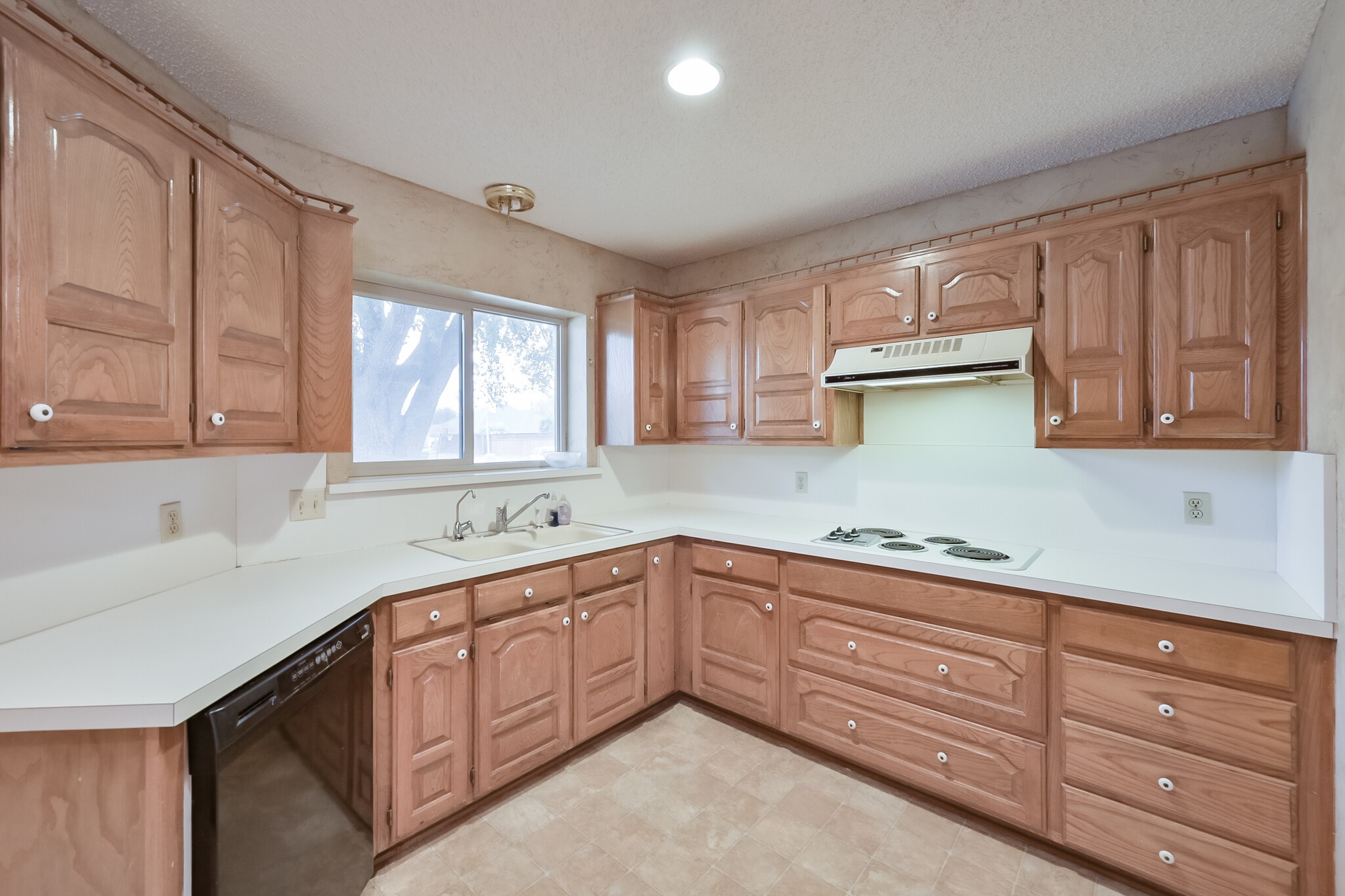 1 Hastings Court