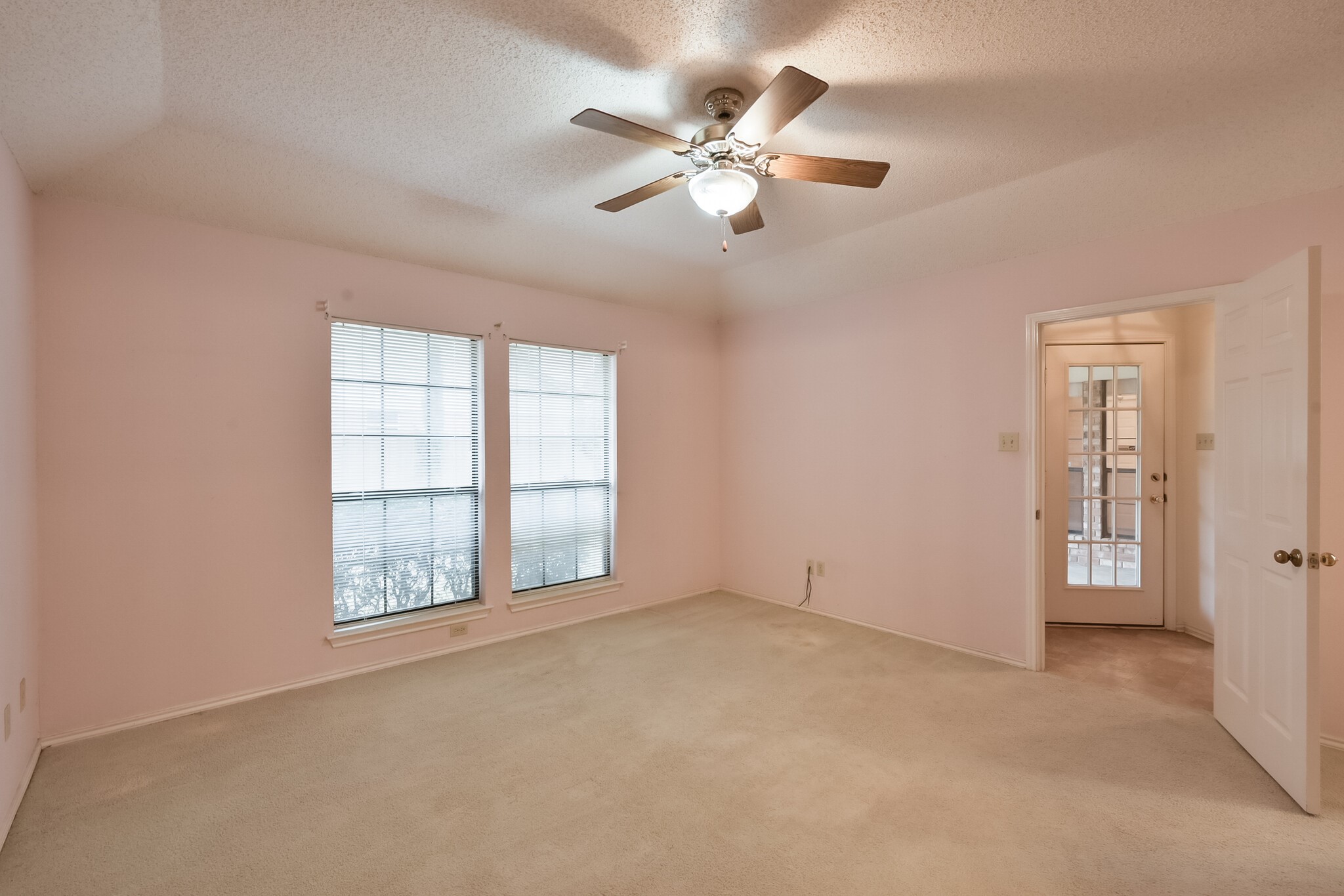 1 Hastings Court