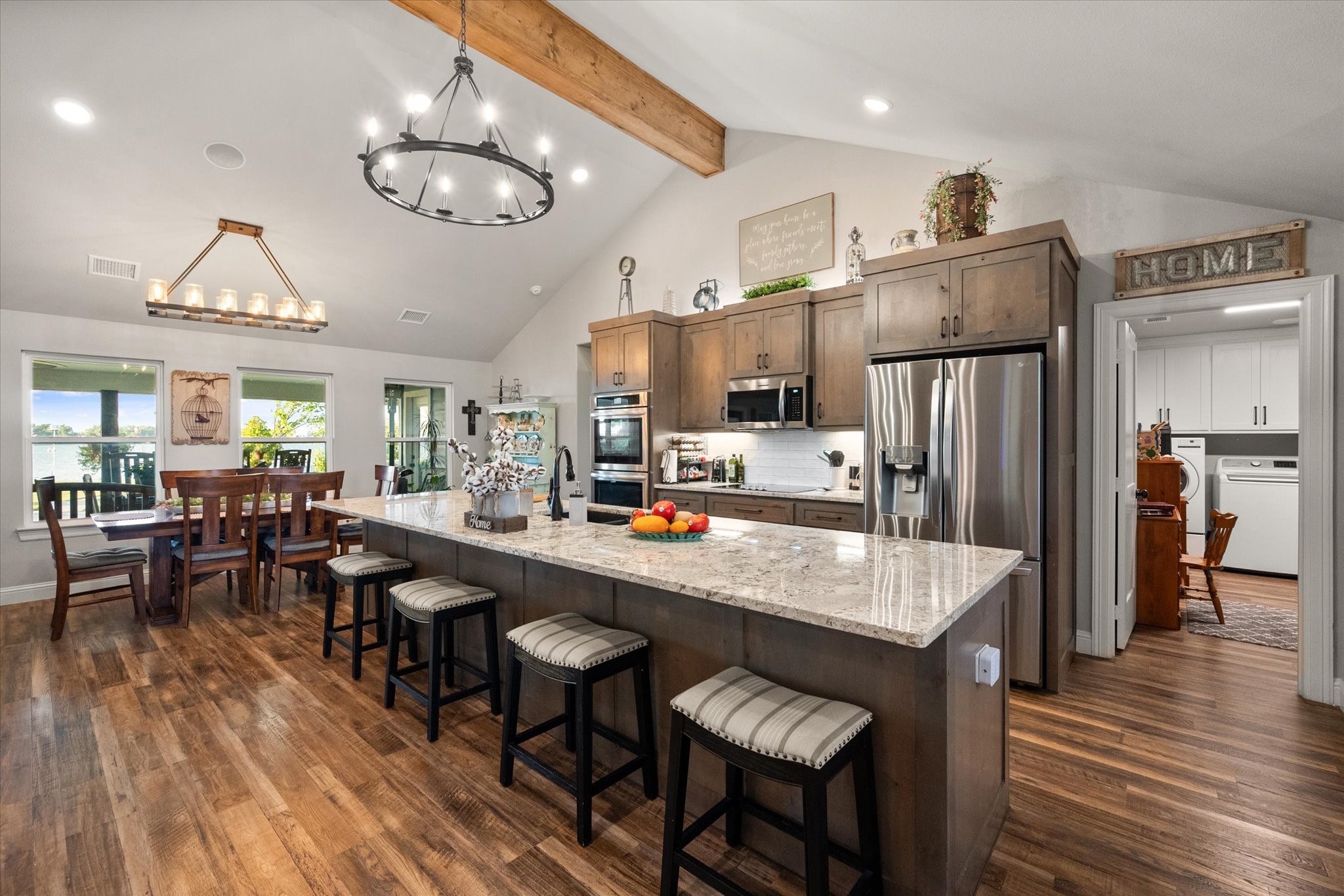 122 Moonlight Point