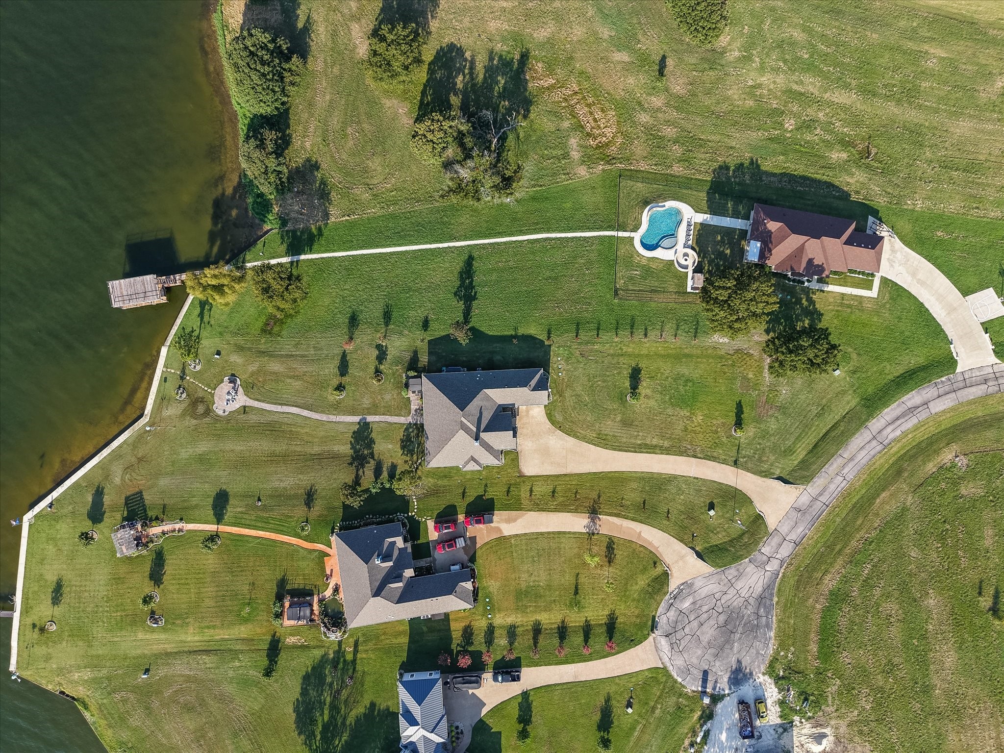 122 Moonlight Point