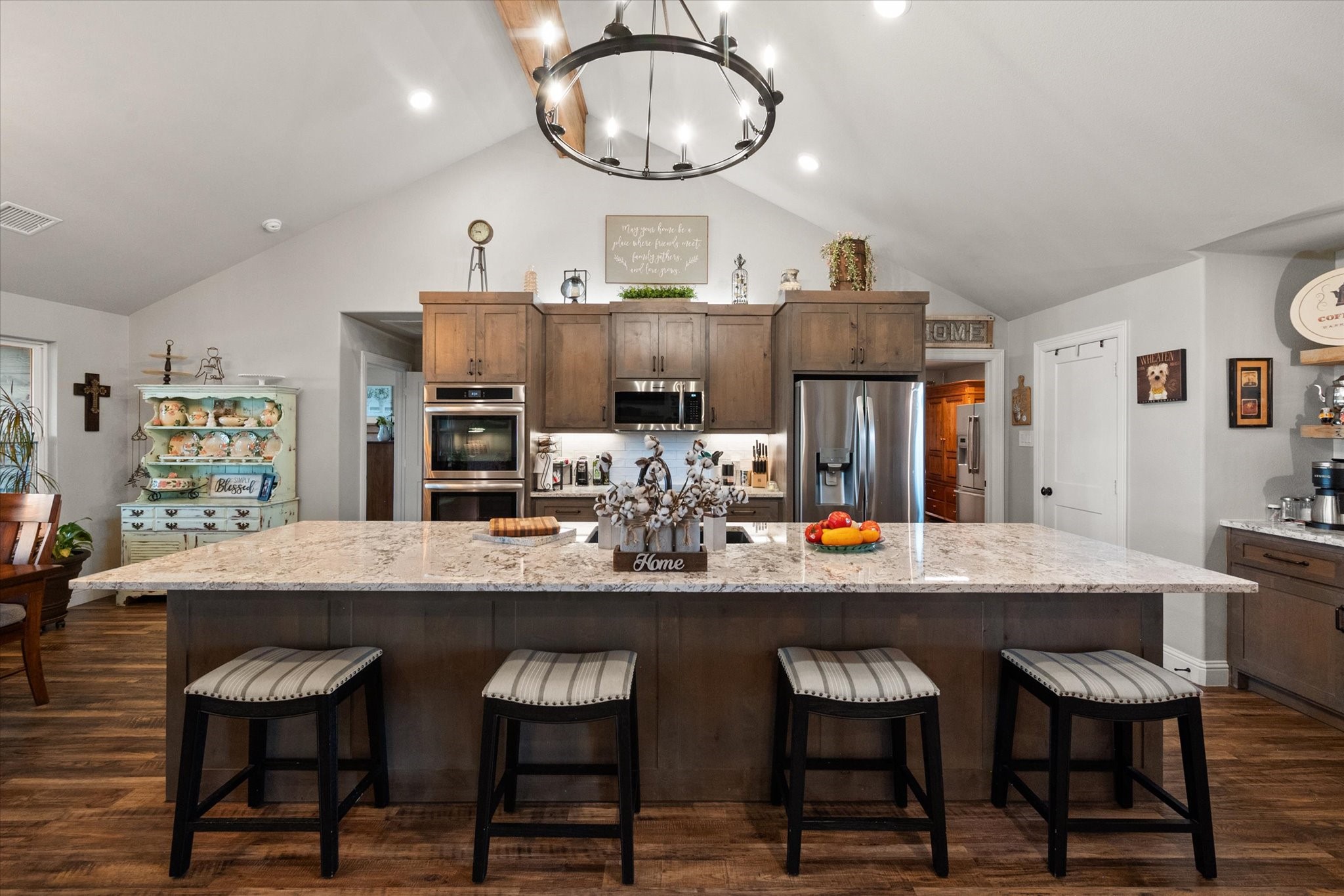 122 Moonlight Point