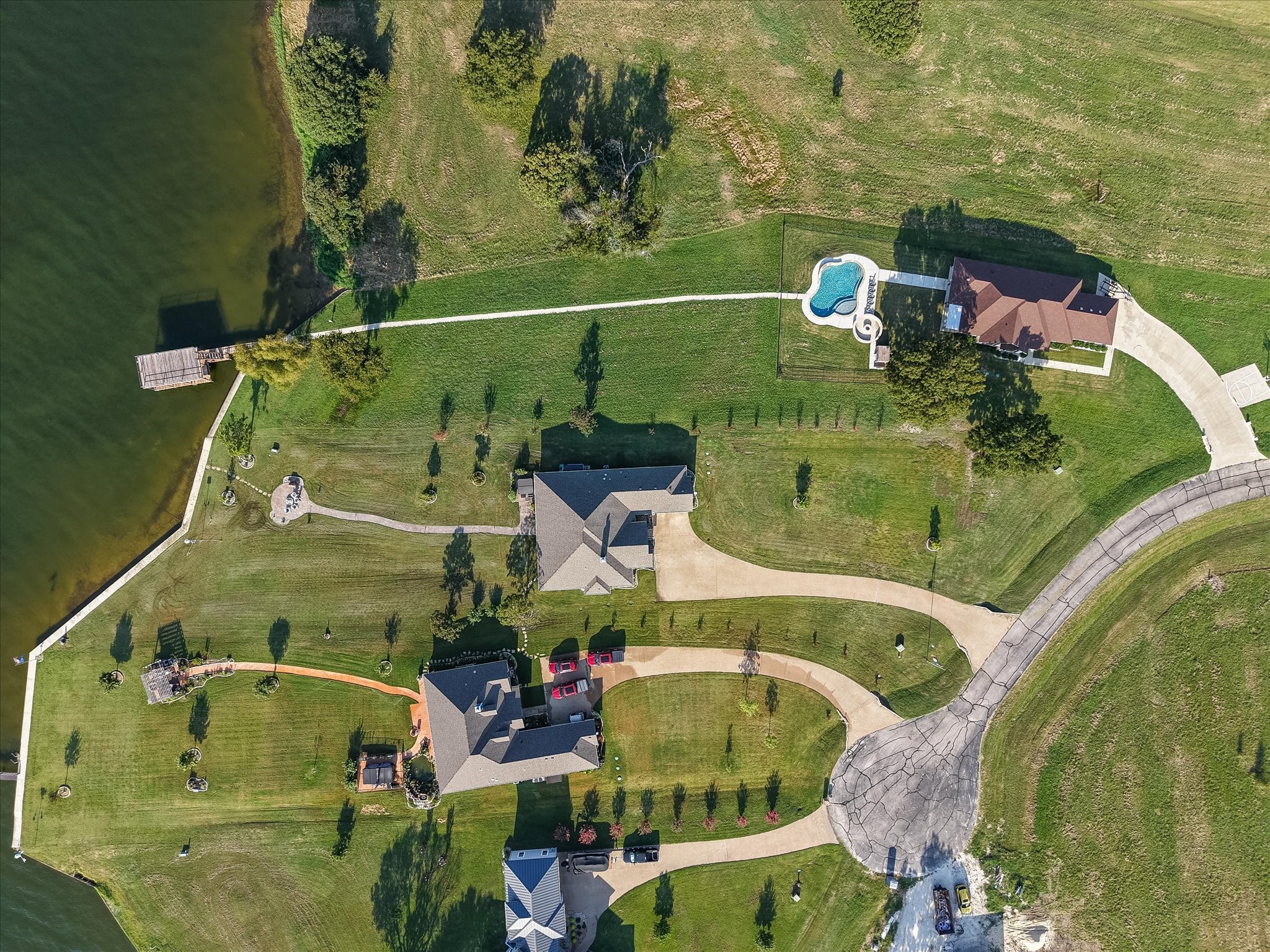 122 Moonlight Point