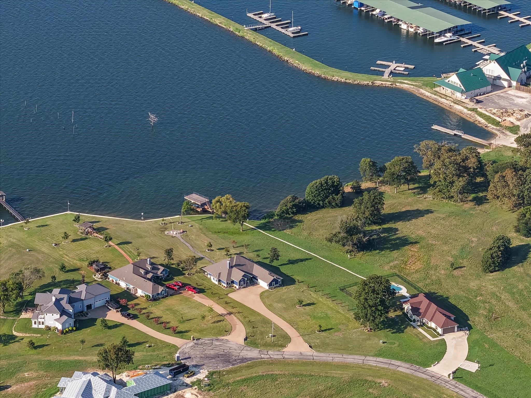 122 Moonlight Point