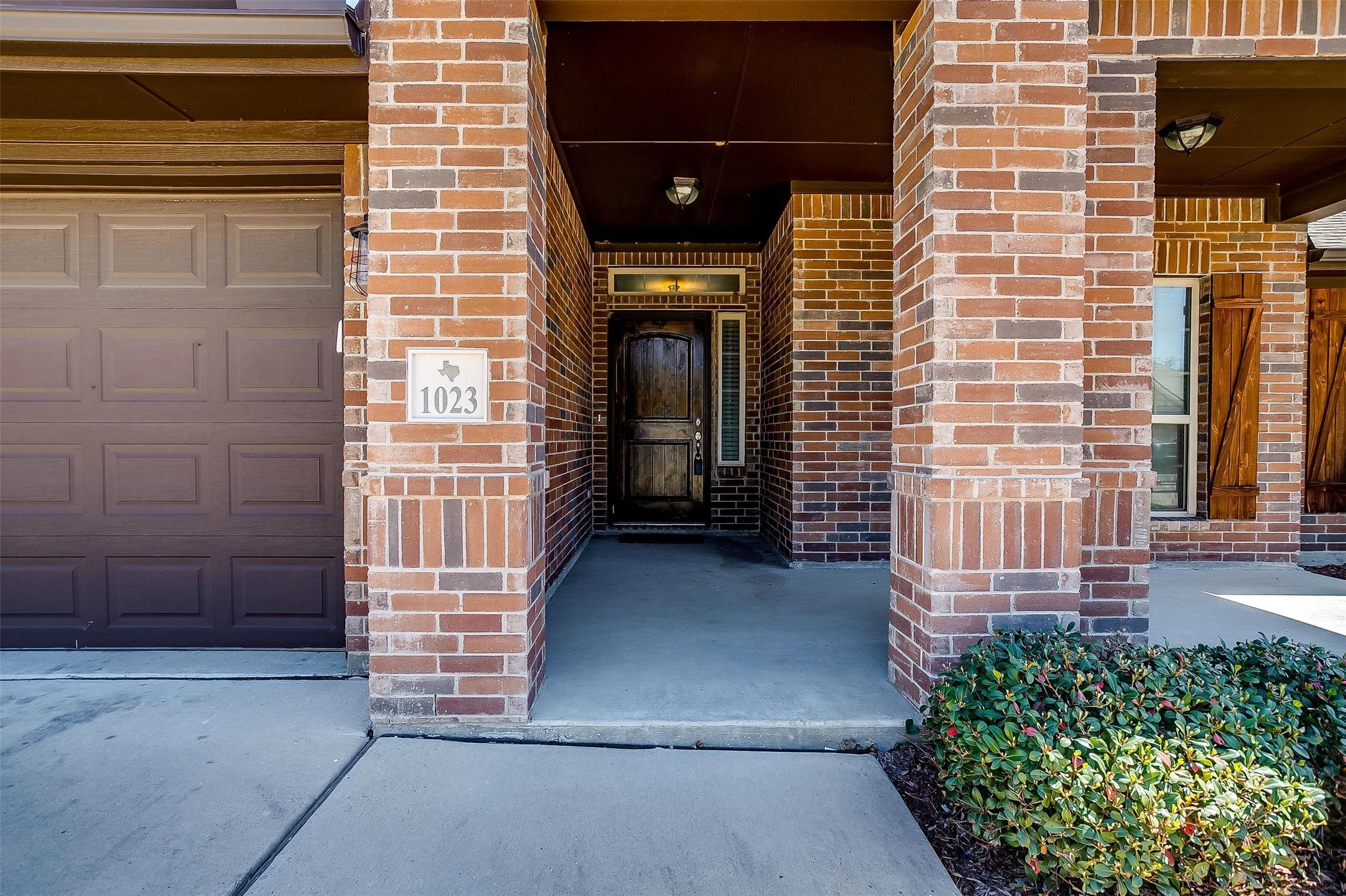 1023 Saint Andrews Drive