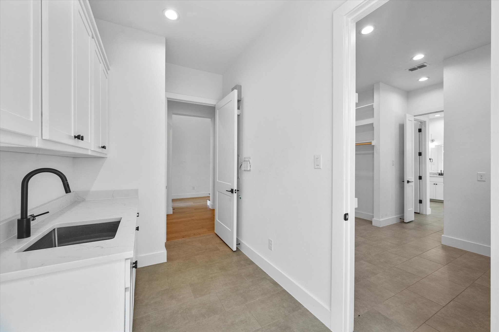 5213 Havana Drive