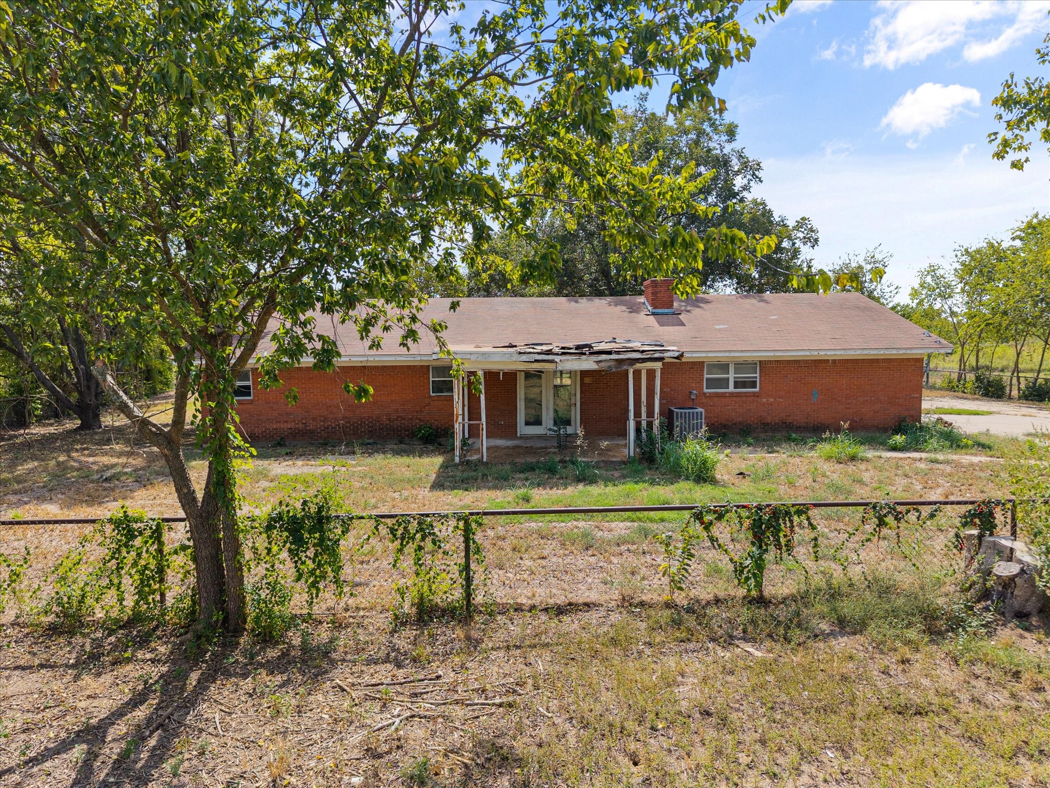 324 County Road 904