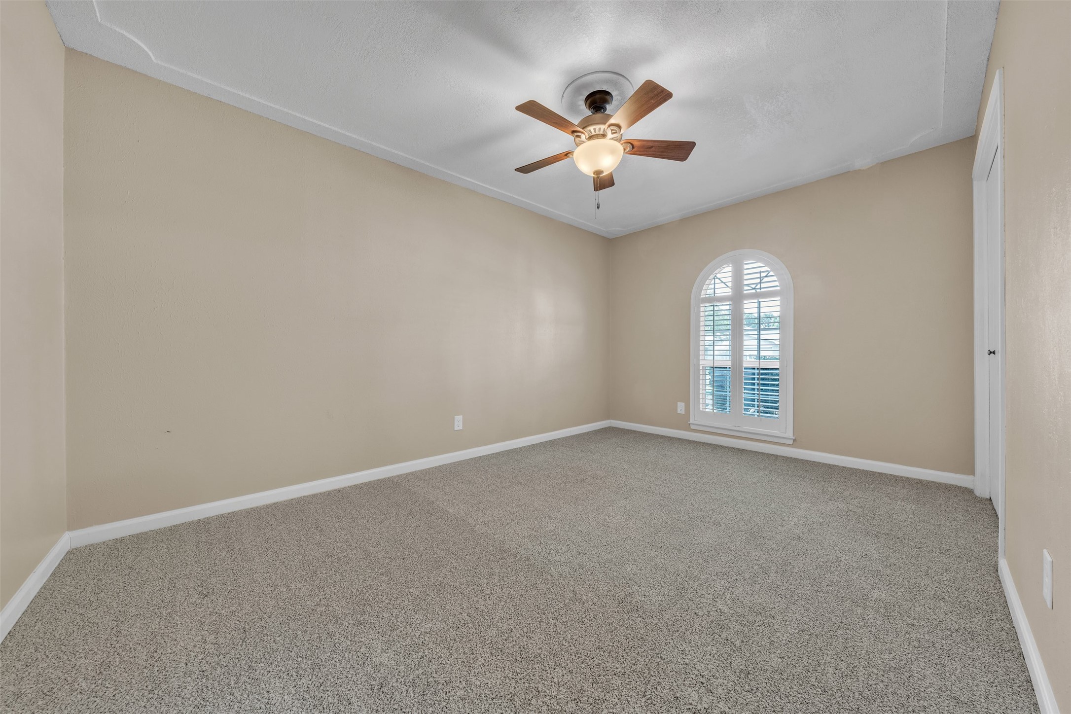 2401 San Diego Drive