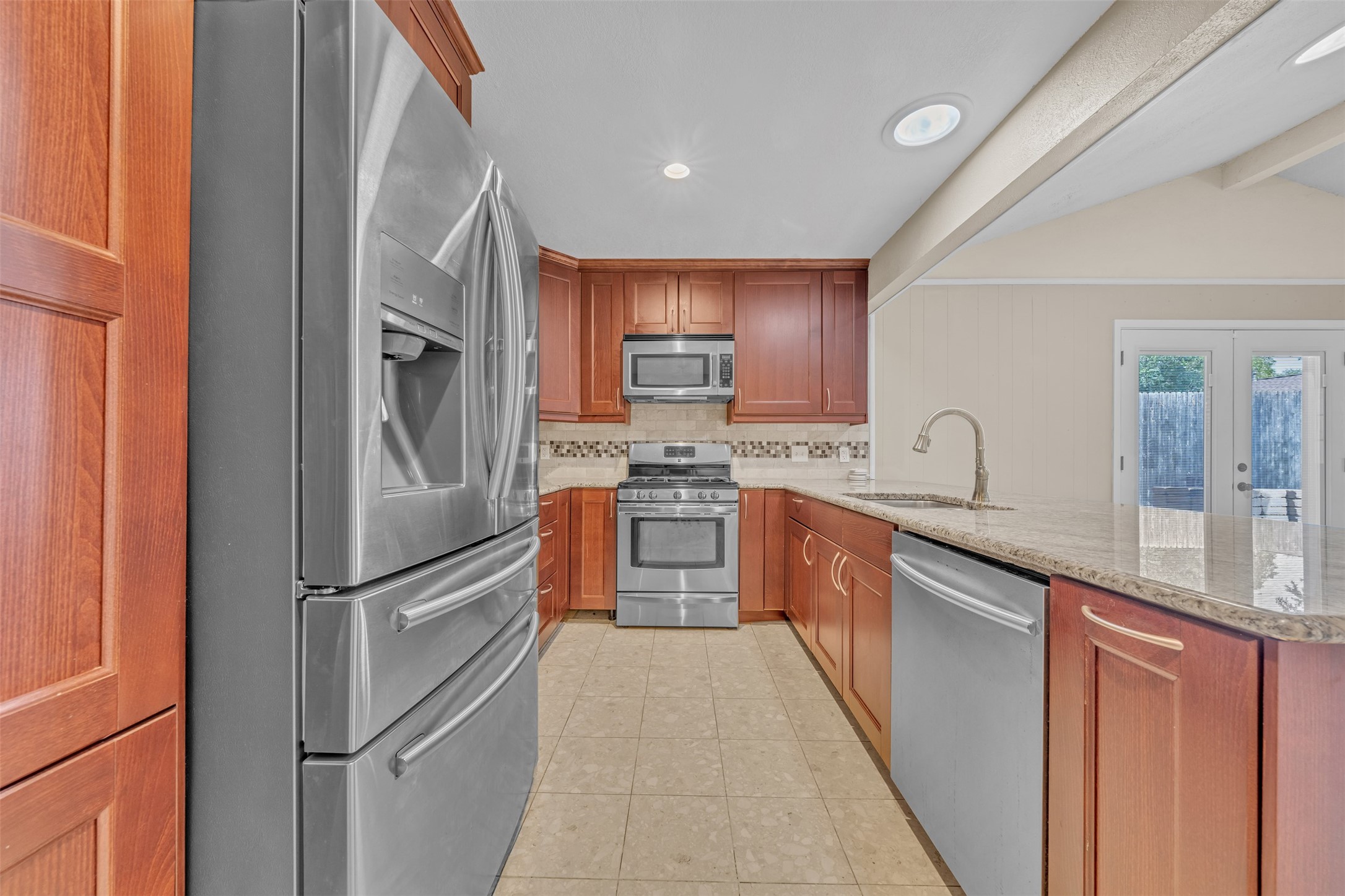2401 San Diego Drive