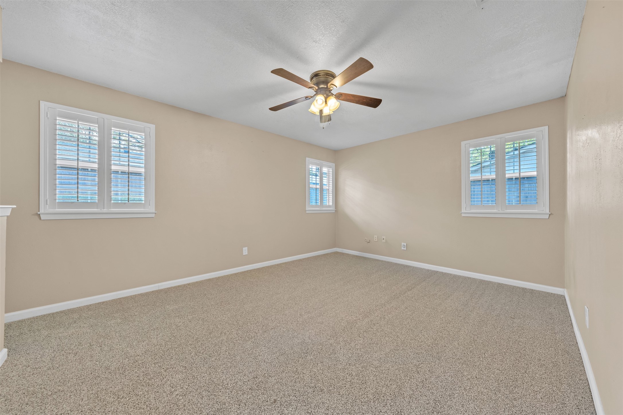 2401 San Diego Drive