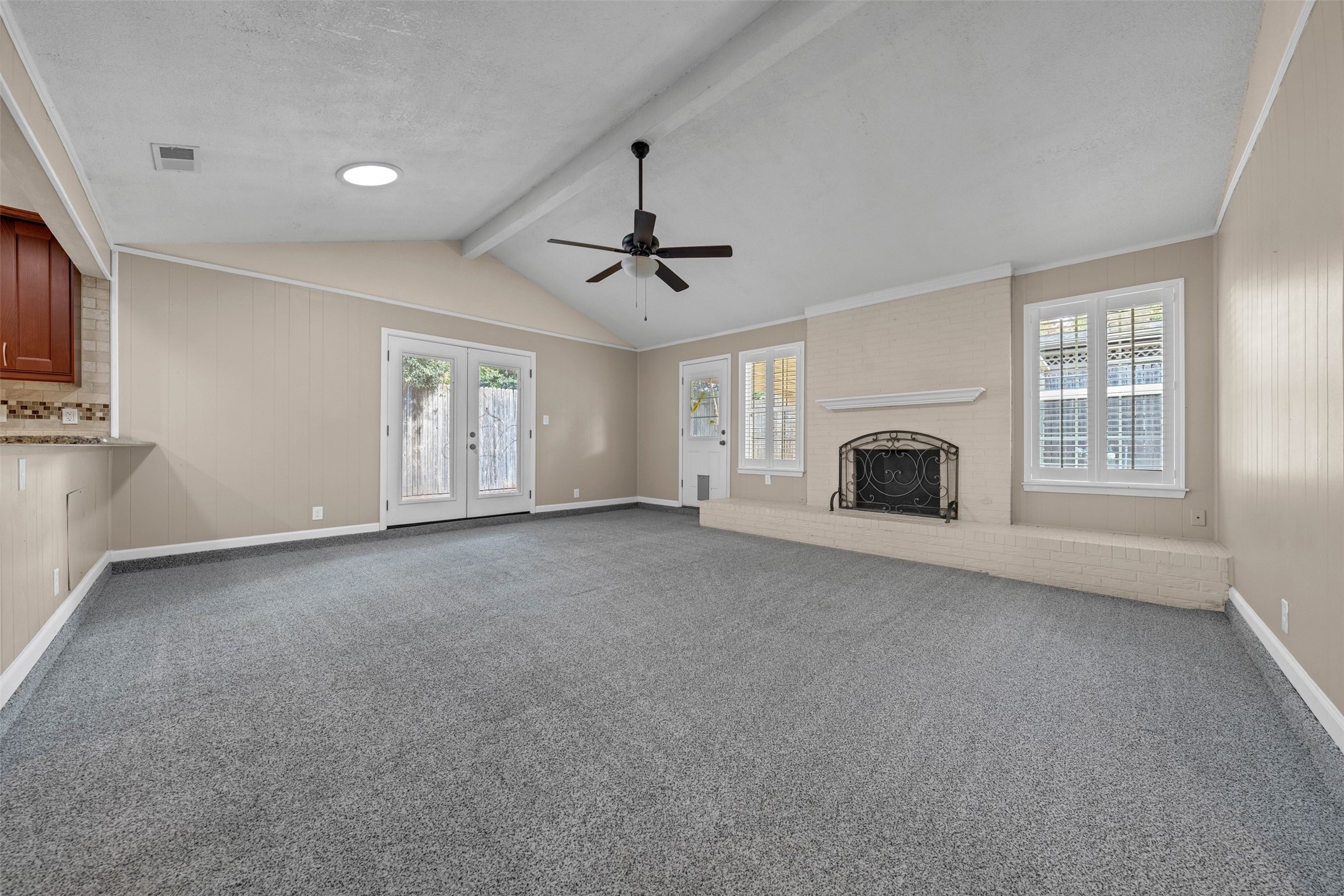 2401 San Diego Drive