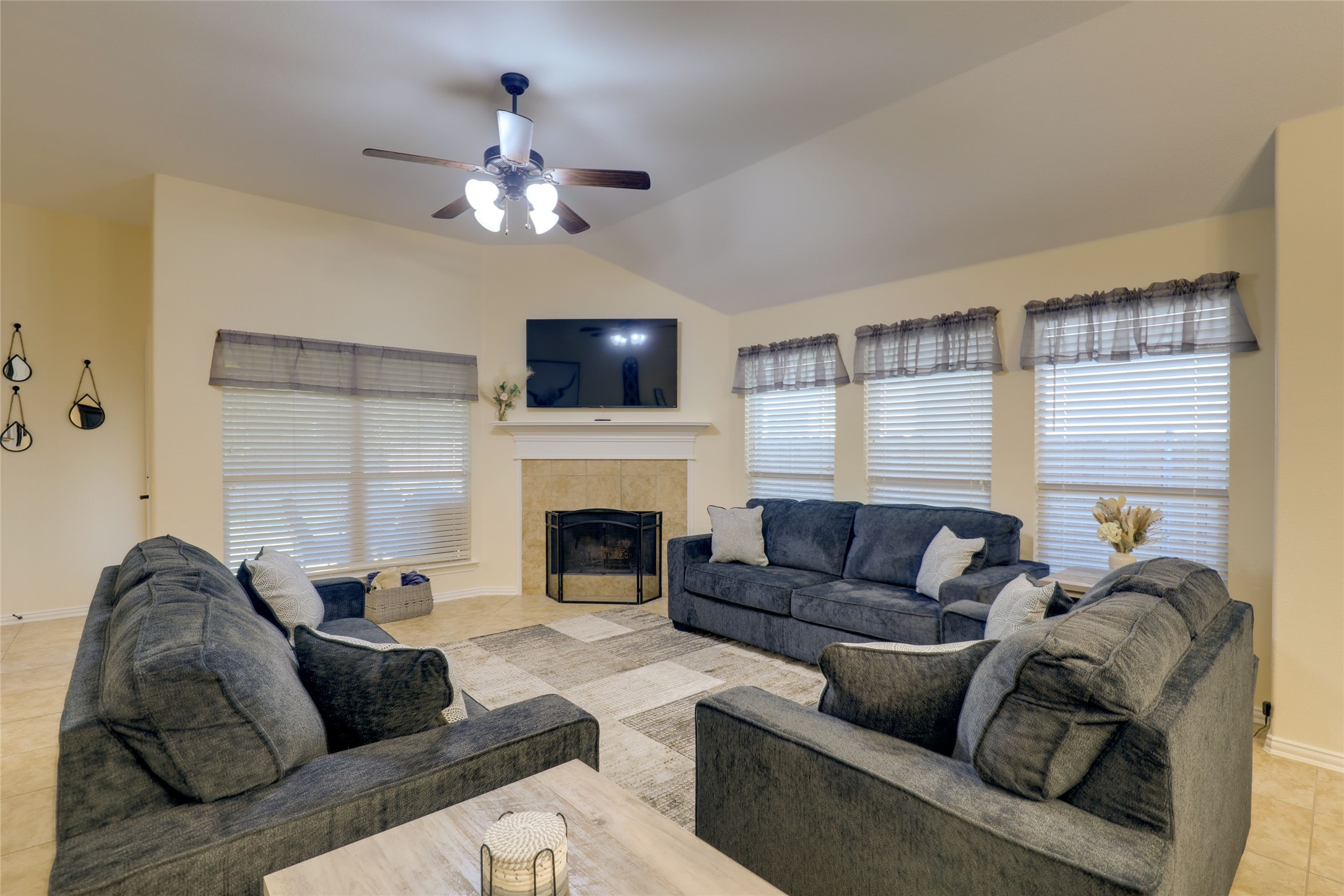 4502 Ridgeway Drive