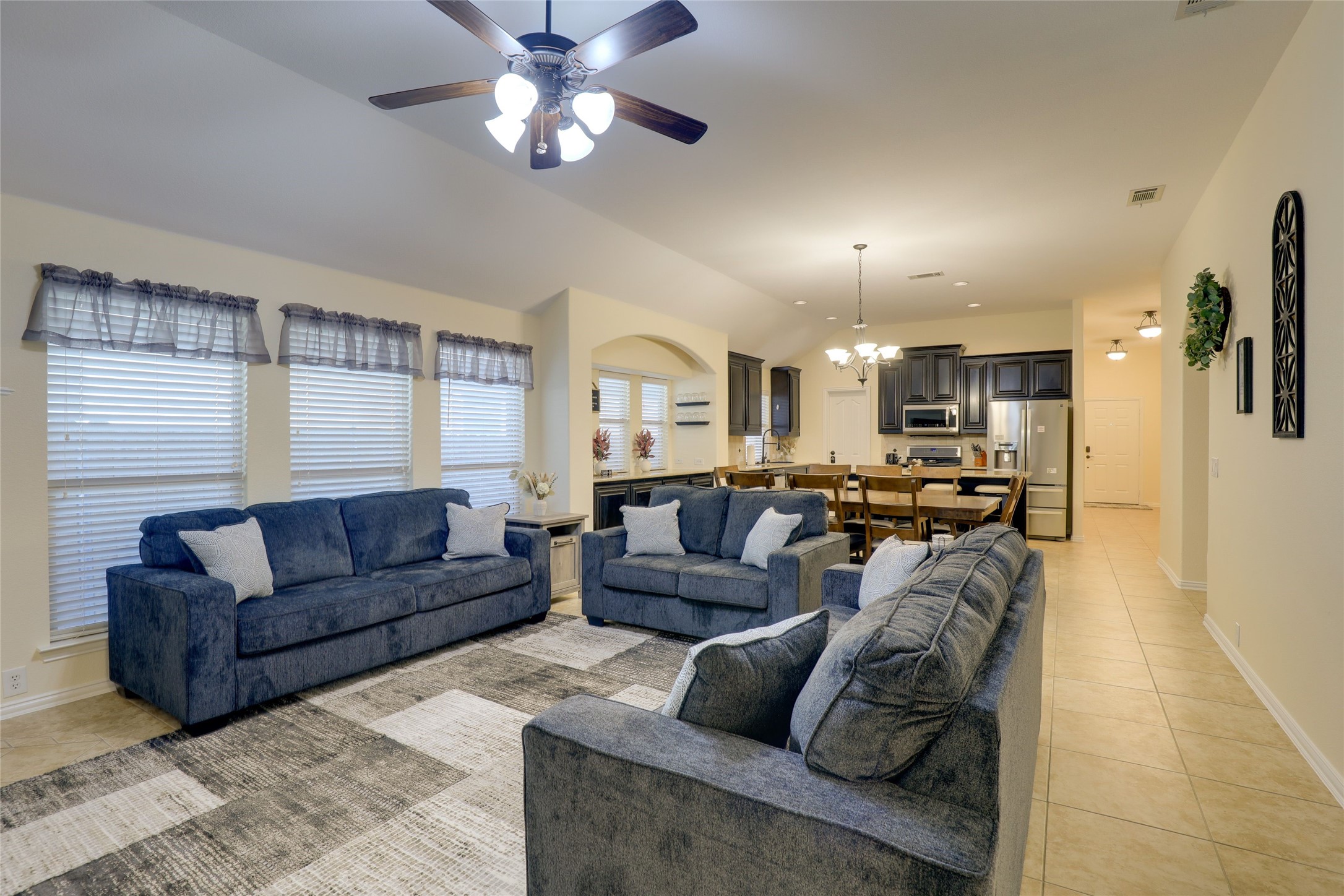 4502 Ridgeway Drive