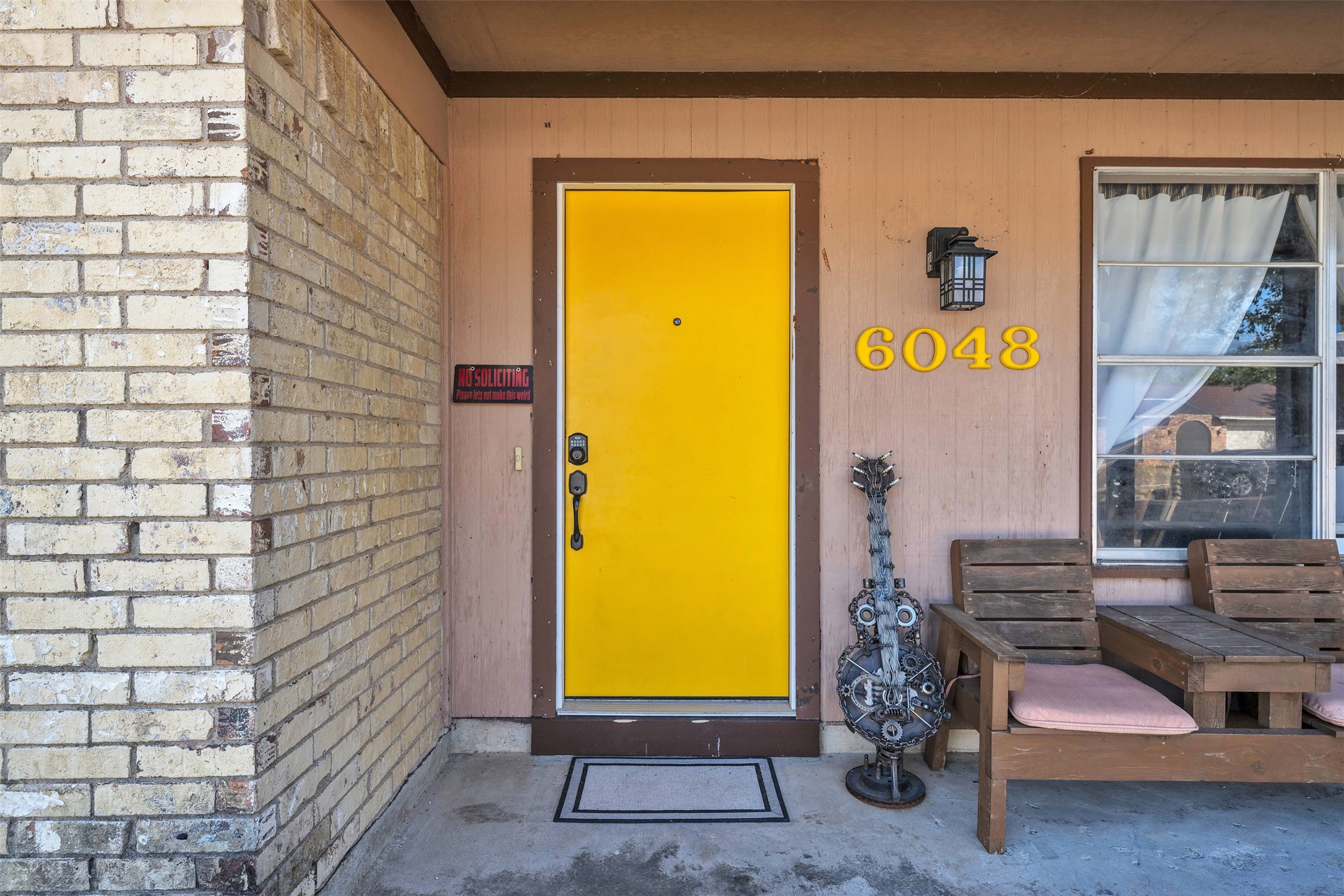 6048 Hillcrest Drive