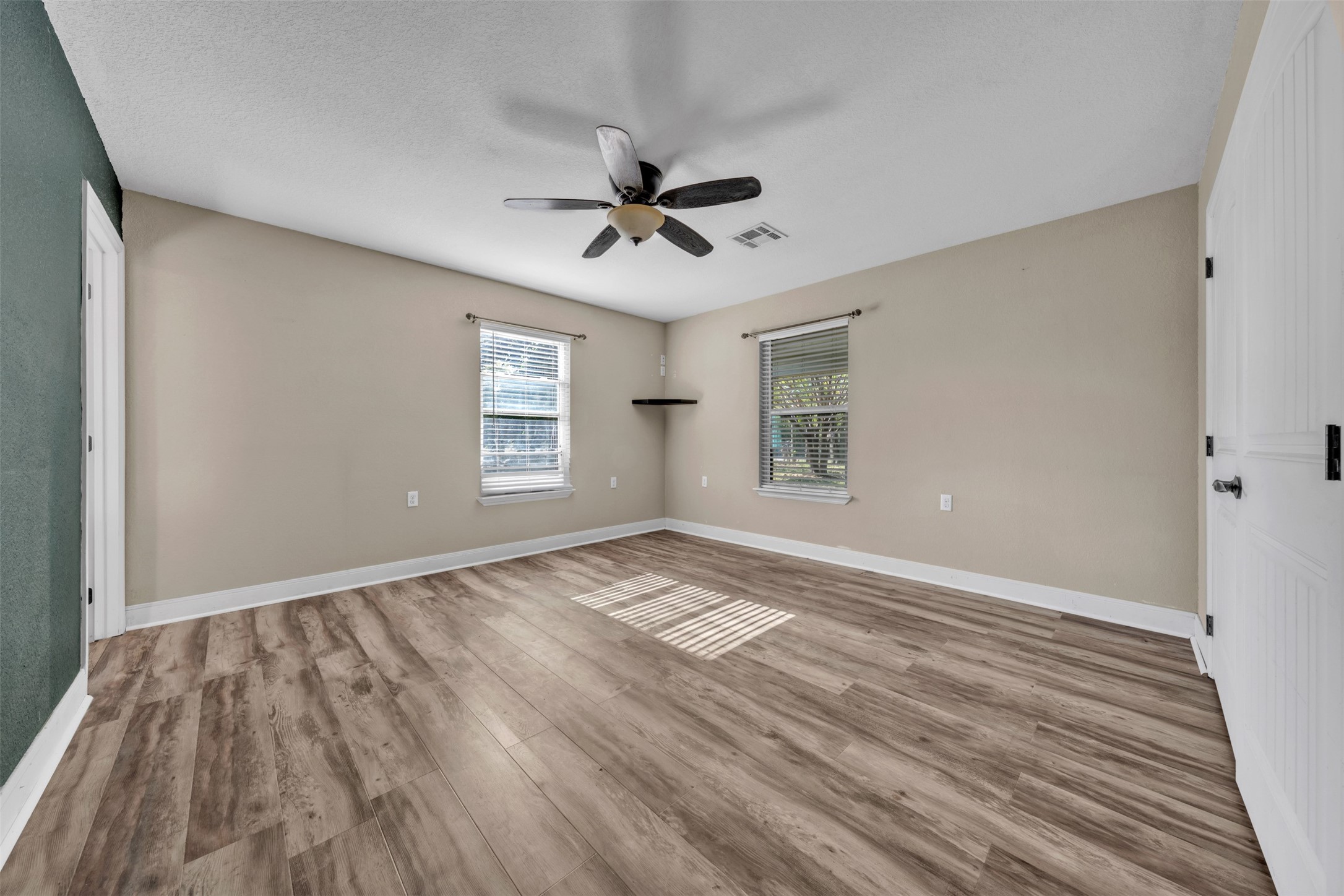 5729 County Road 402