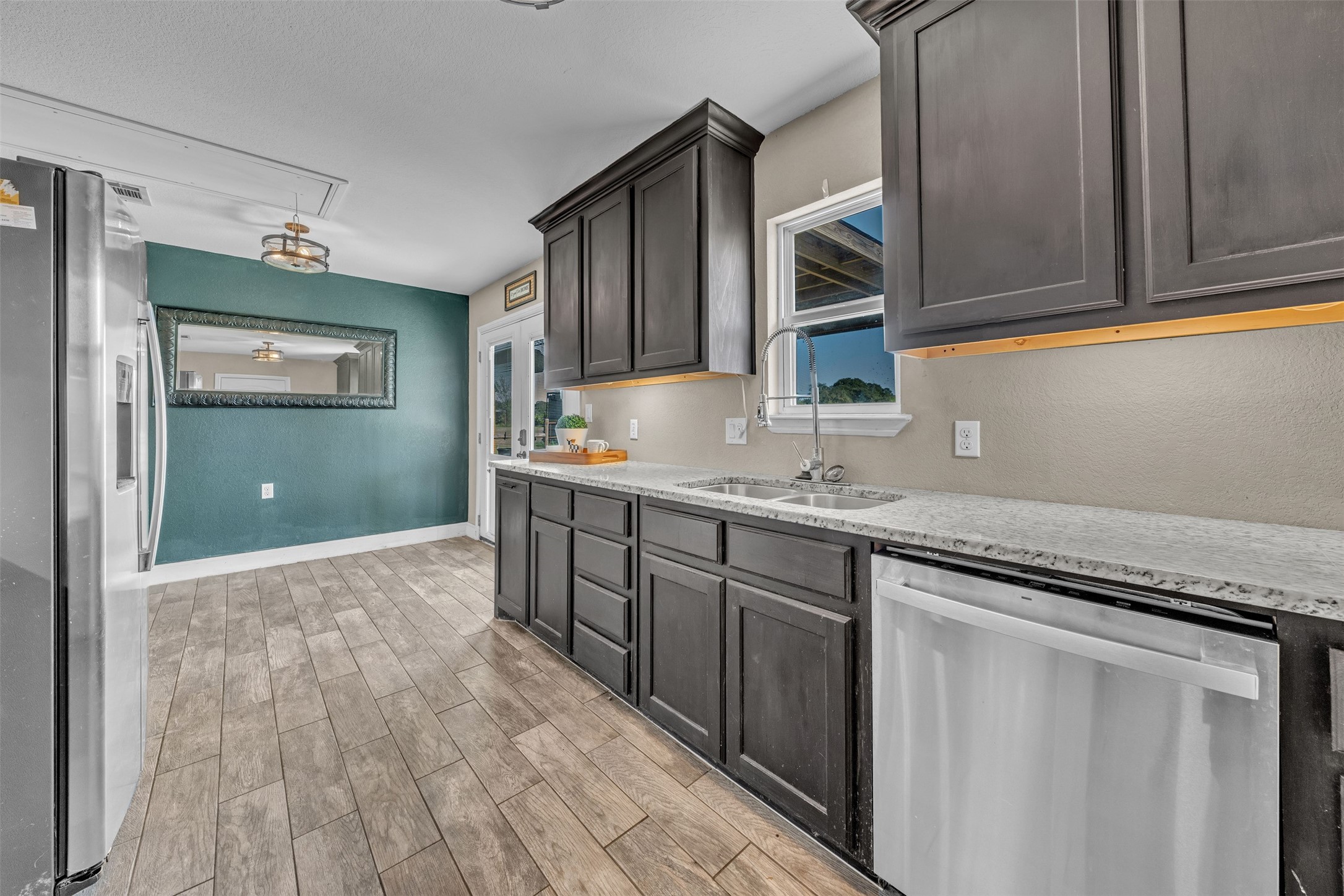 5729 County Road 402