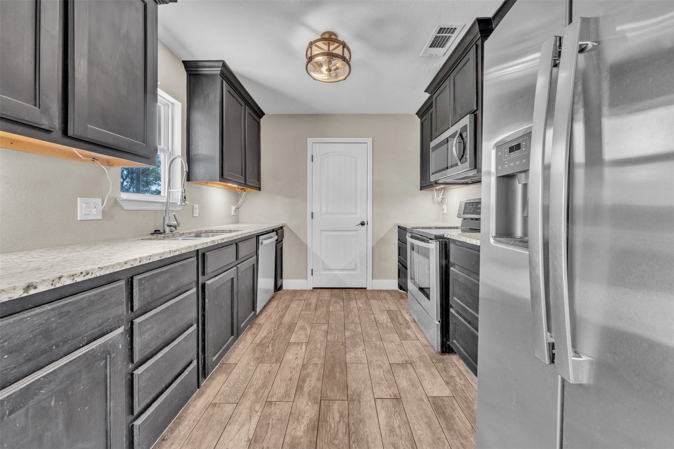 5729 County Road 402