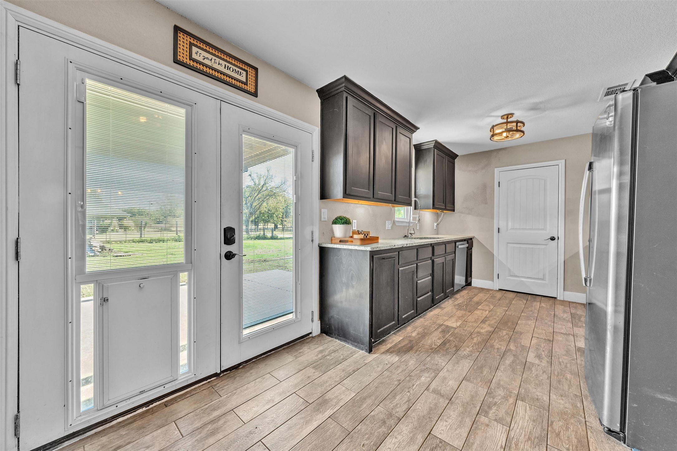 5729 County Road 402