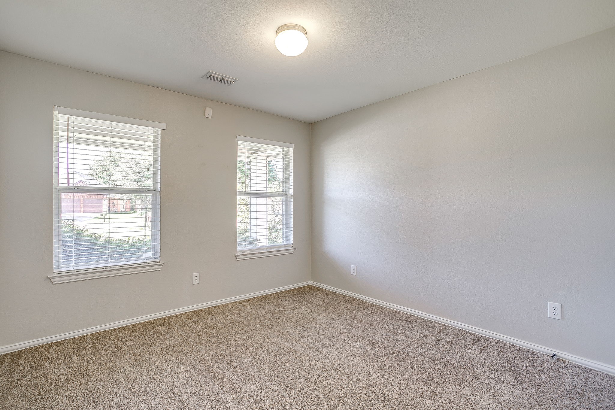 3025 Shoreline Drive