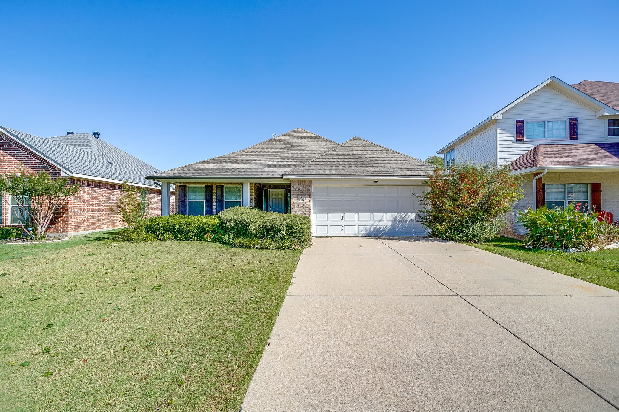 3025 Shoreline Drive