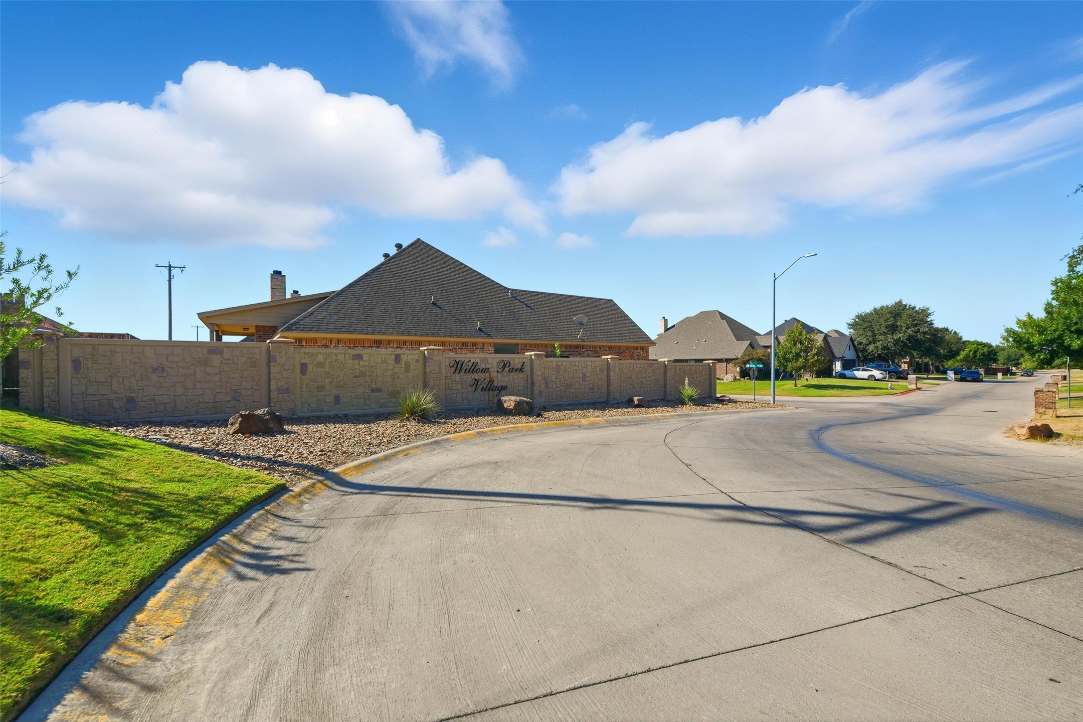 145 Winged Foot Drive