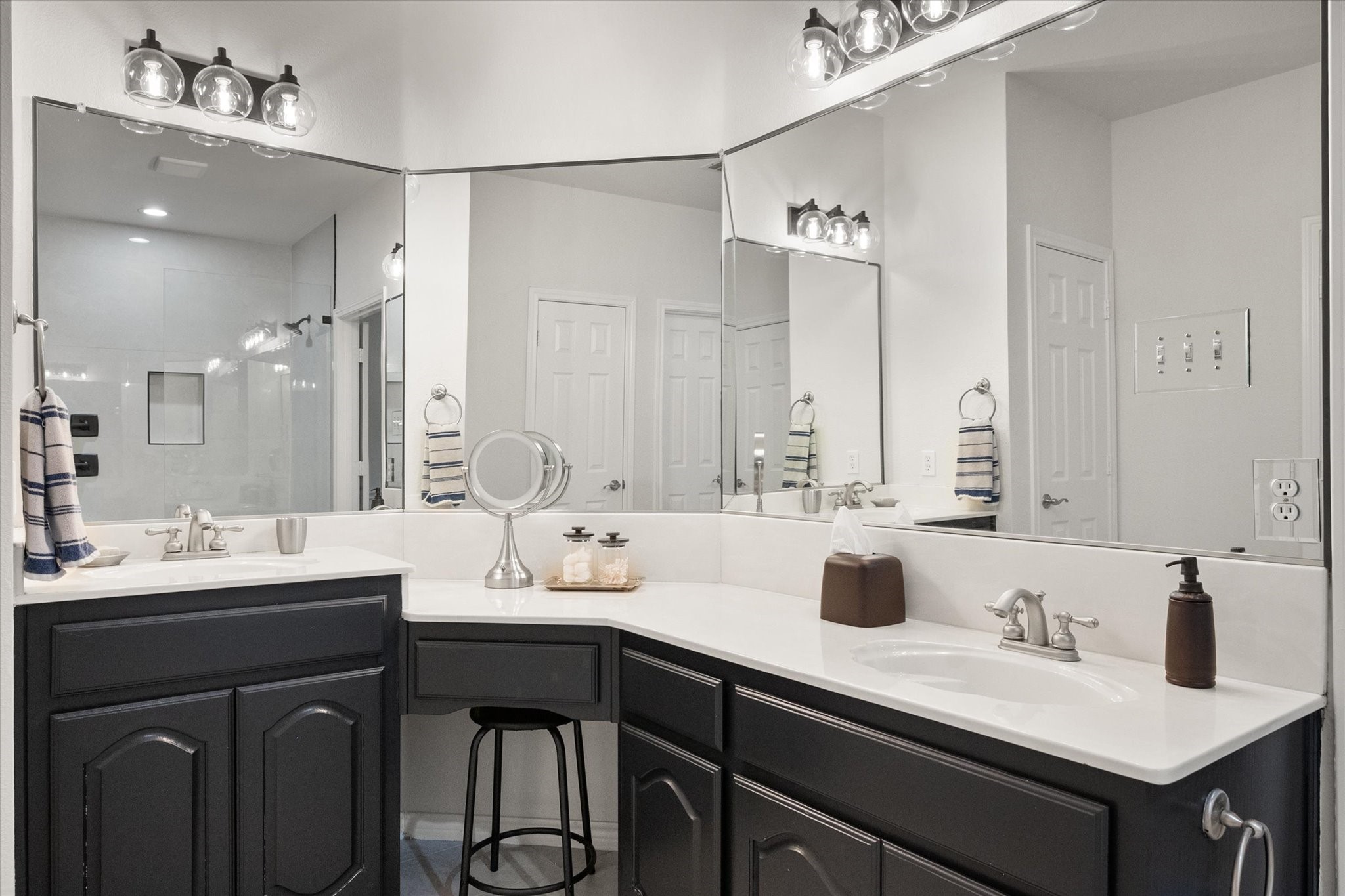 2811 Saint Maria Drive