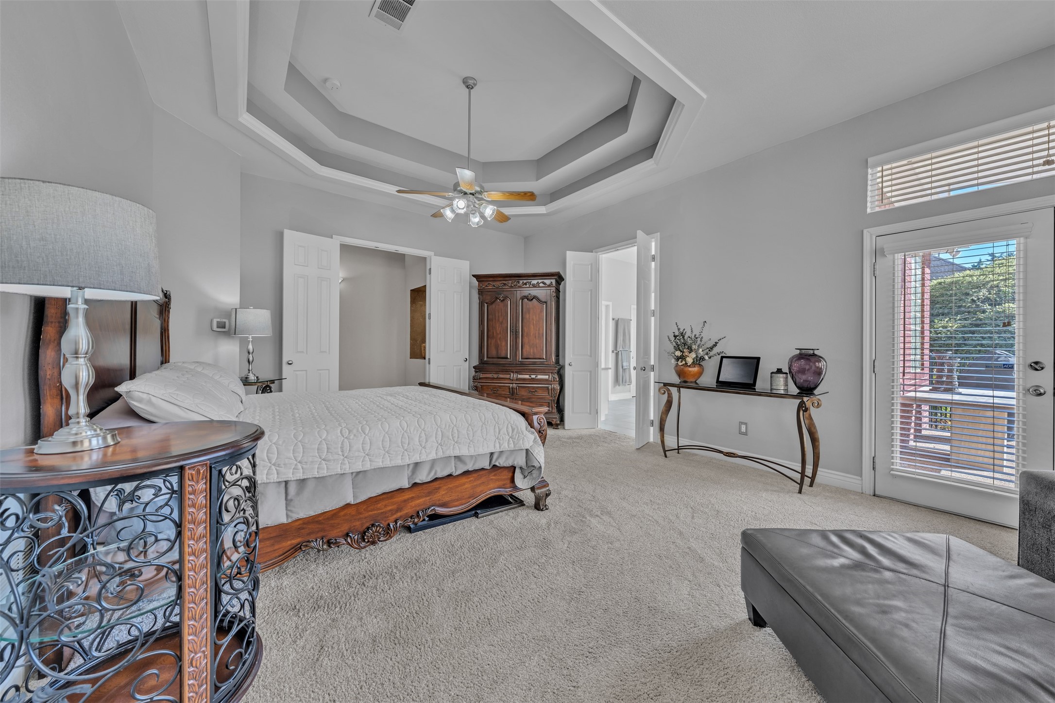 209 N Creekwood Drive