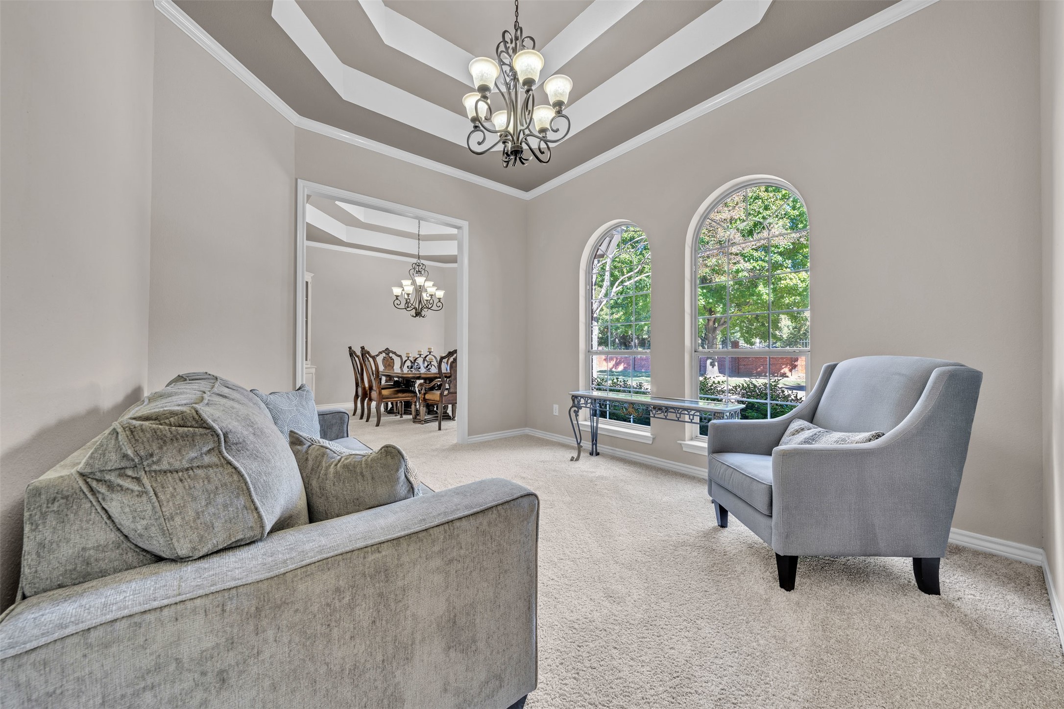 209 N Creekwood Drive