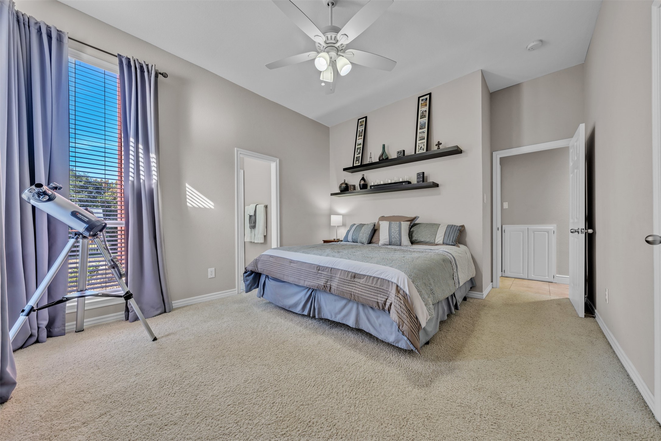 209 N Creekwood Drive