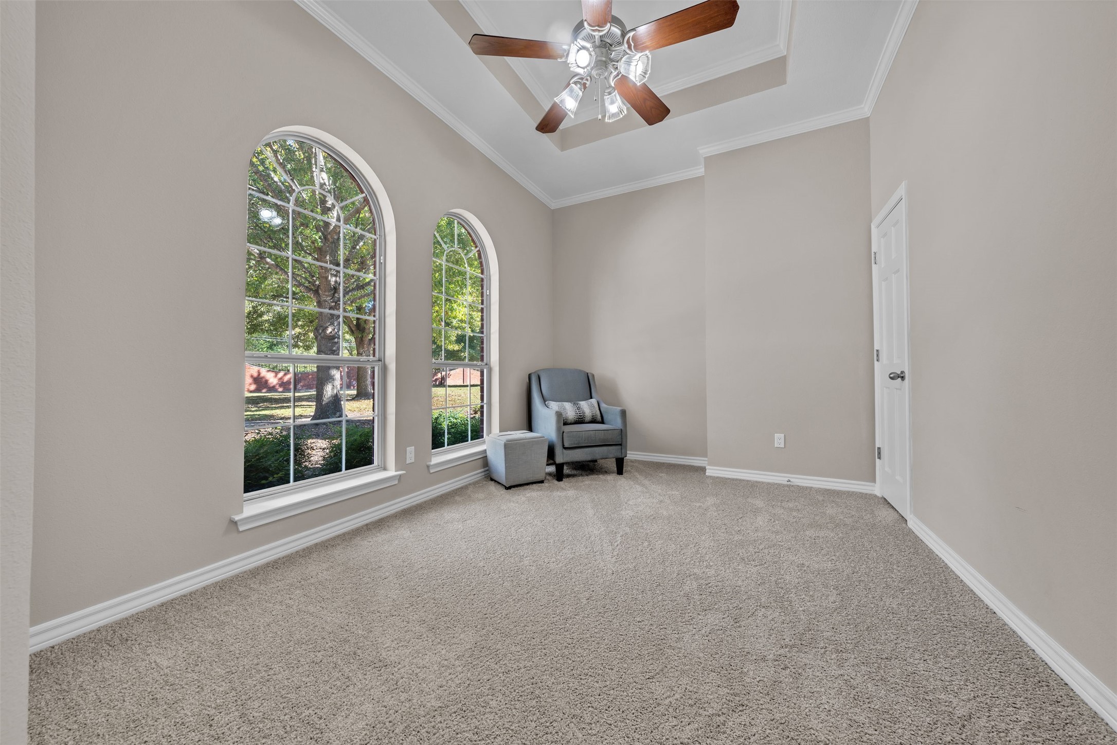 209 N Creekwood Drive