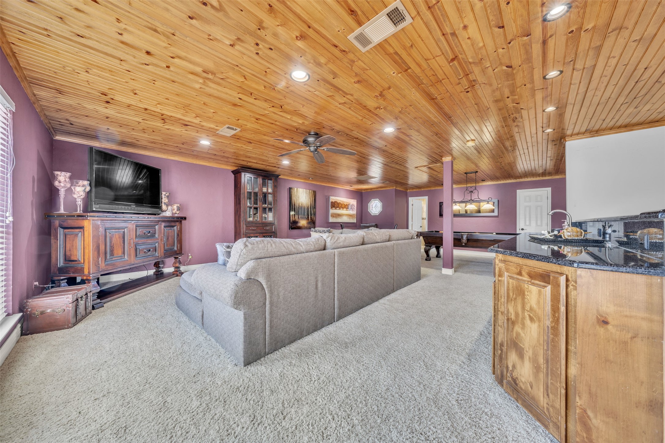 209 N Creekwood Drive