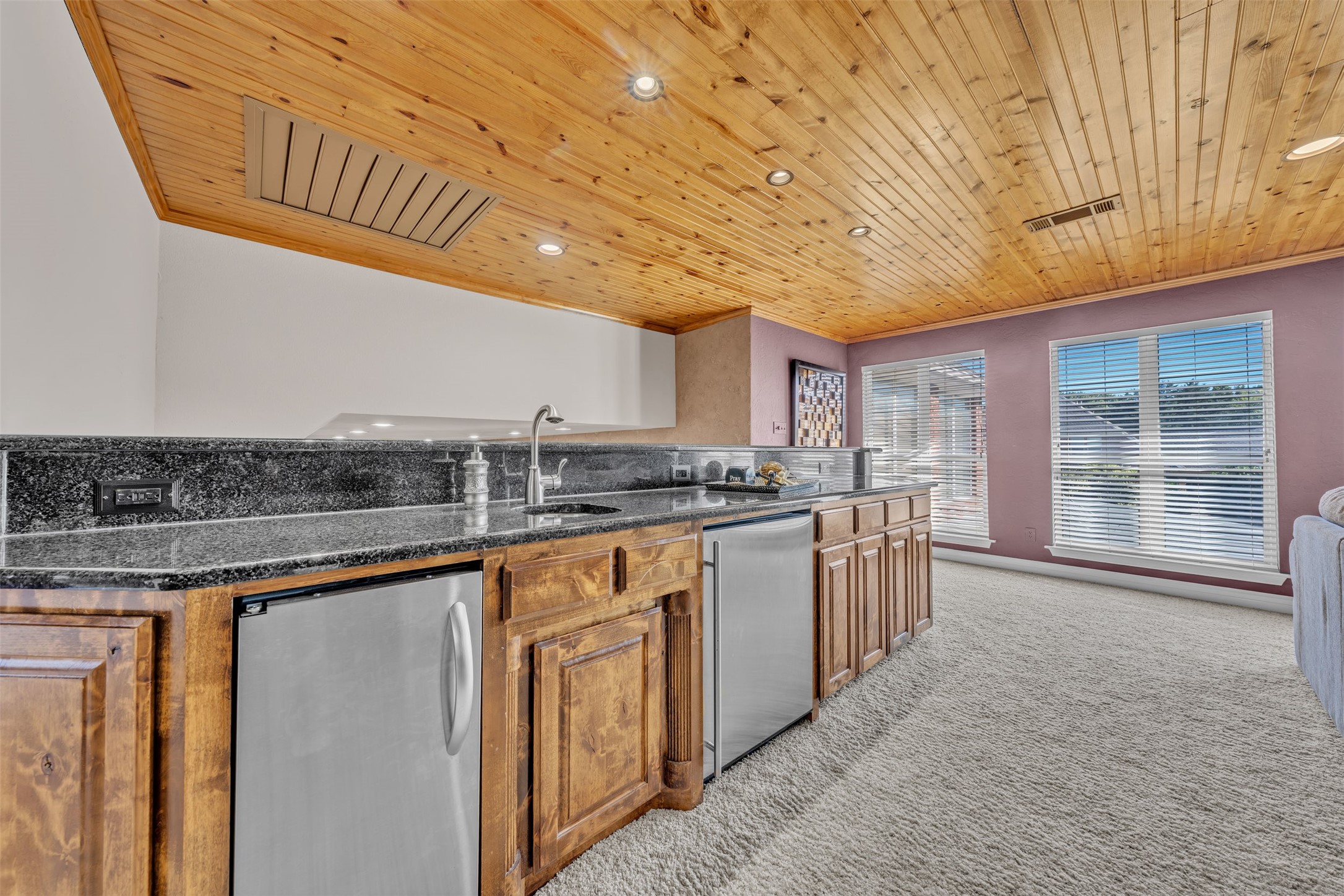 209 N Creekwood Drive