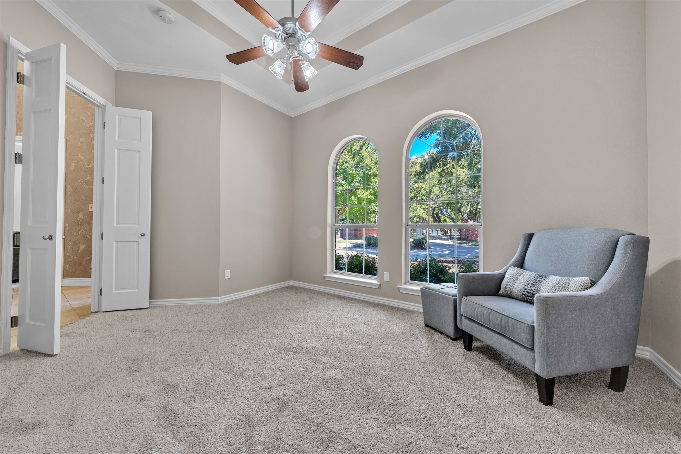 209 N Creekwood Drive