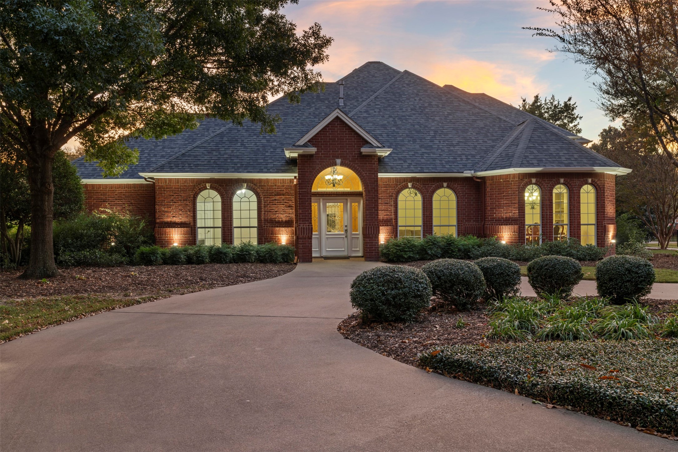 209 N Creekwood Drive