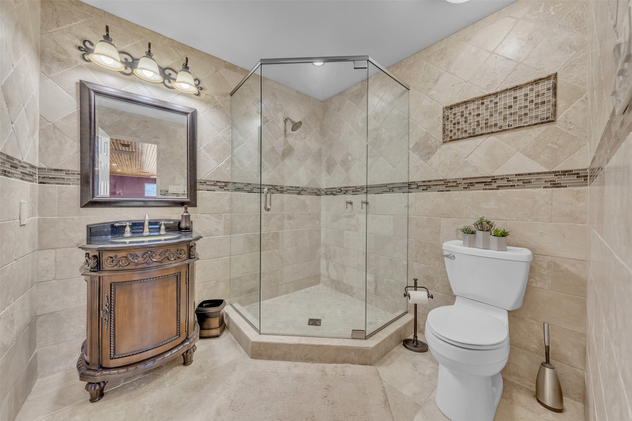 209 N Creekwood Drive