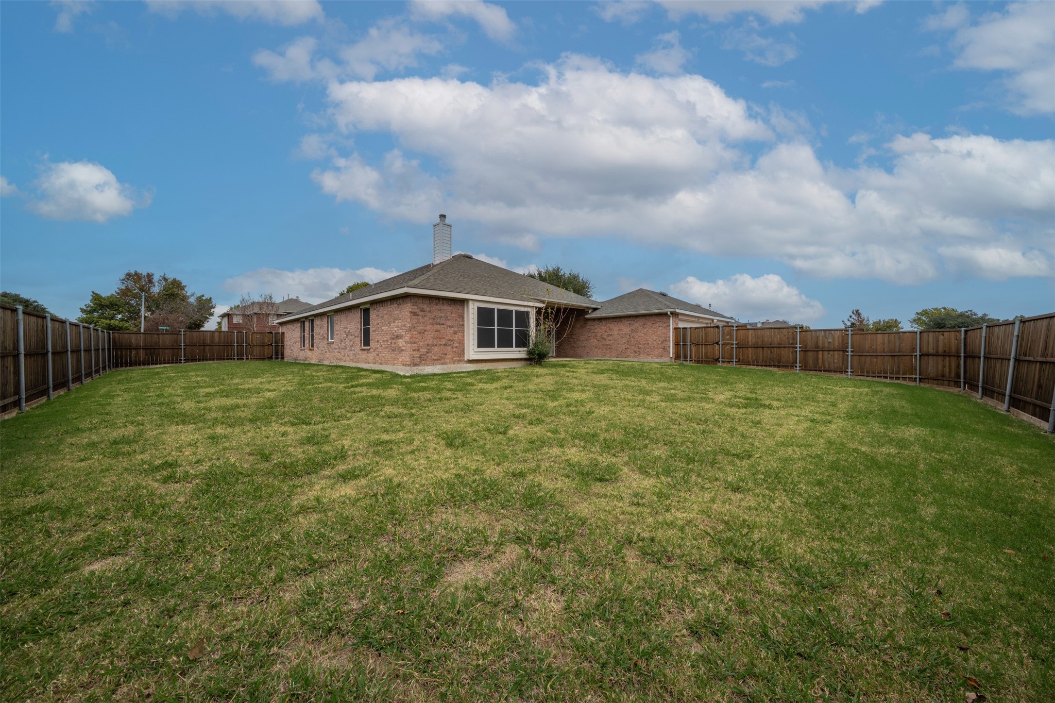3200 Elmwood Drive
