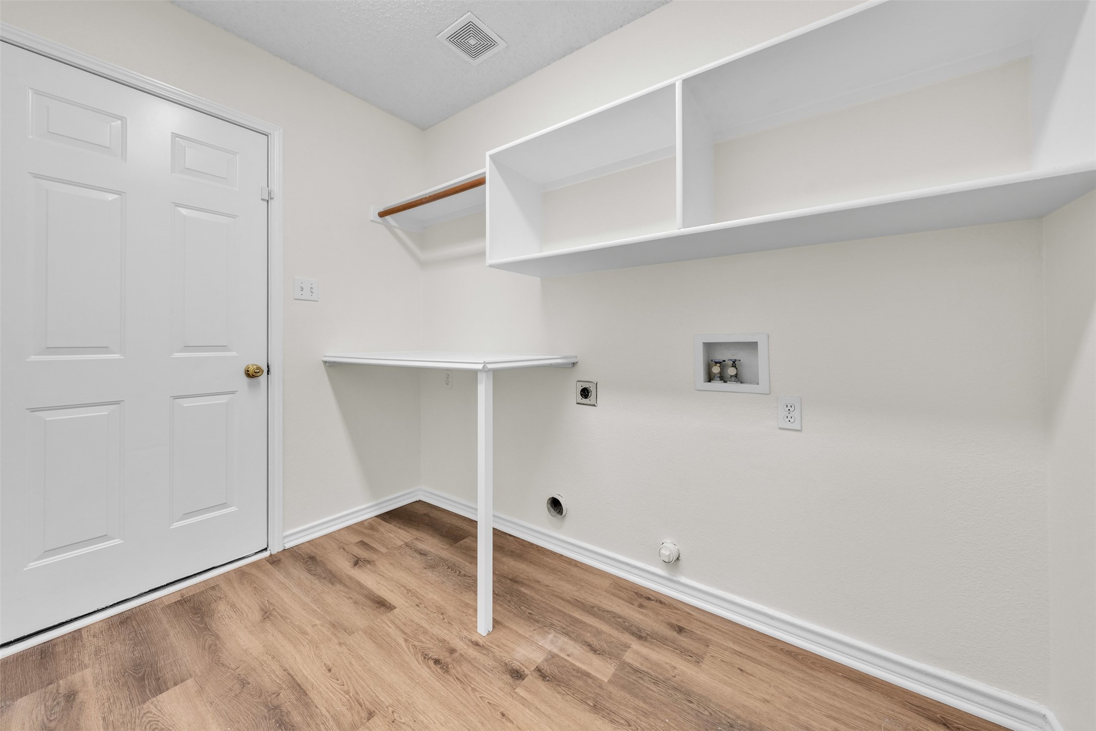 2202 Richmond Circle